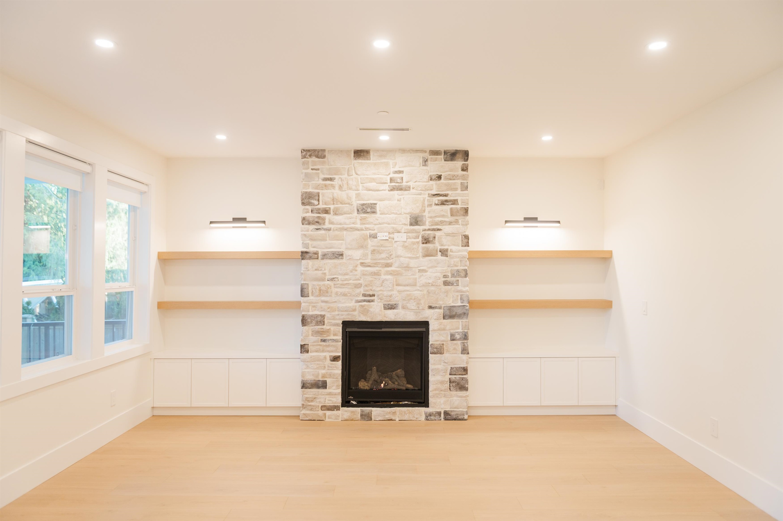 1 12050 YORK STREET Unit: 1