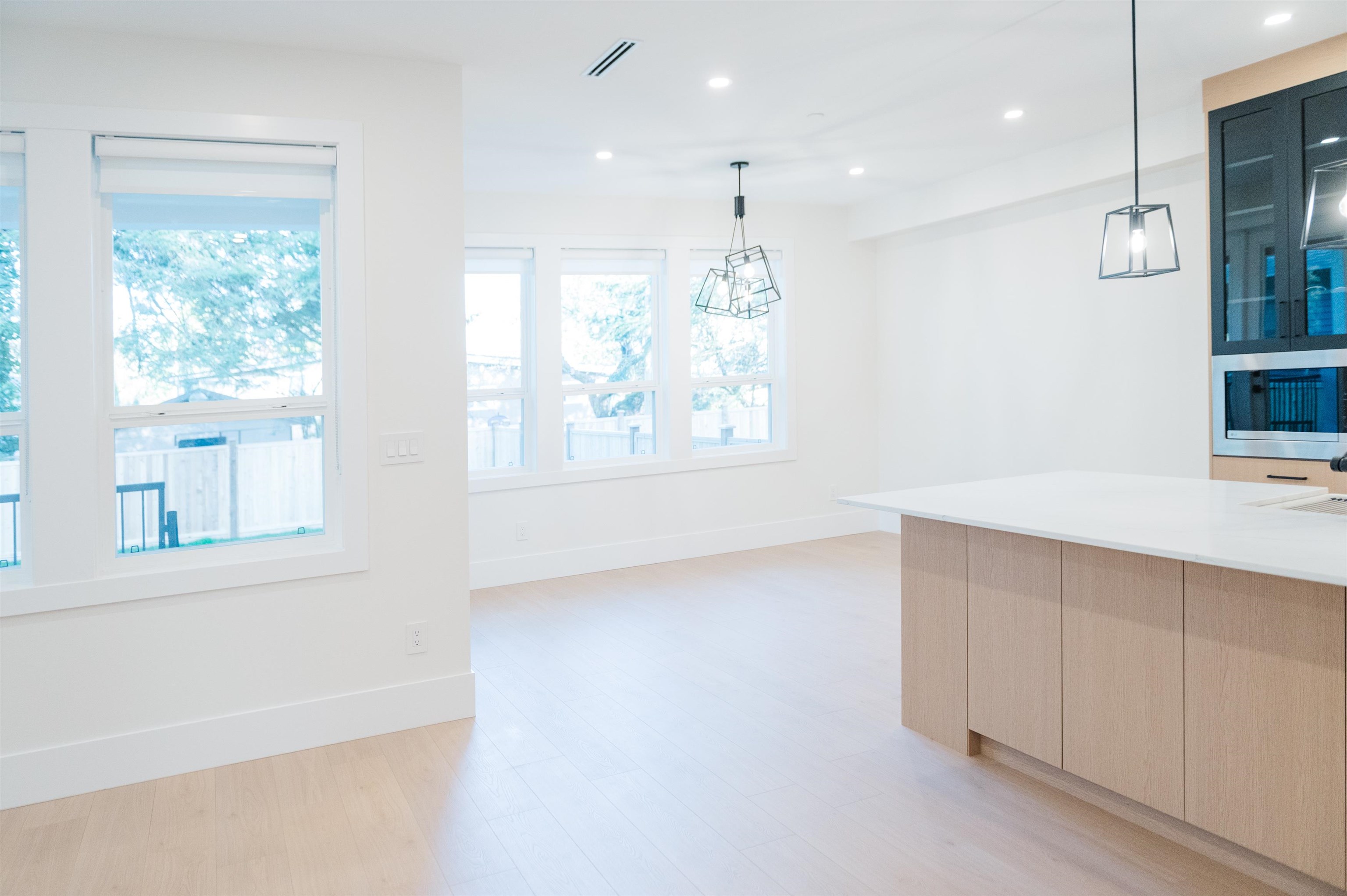 1 12050 YORK STREET Unit: 1