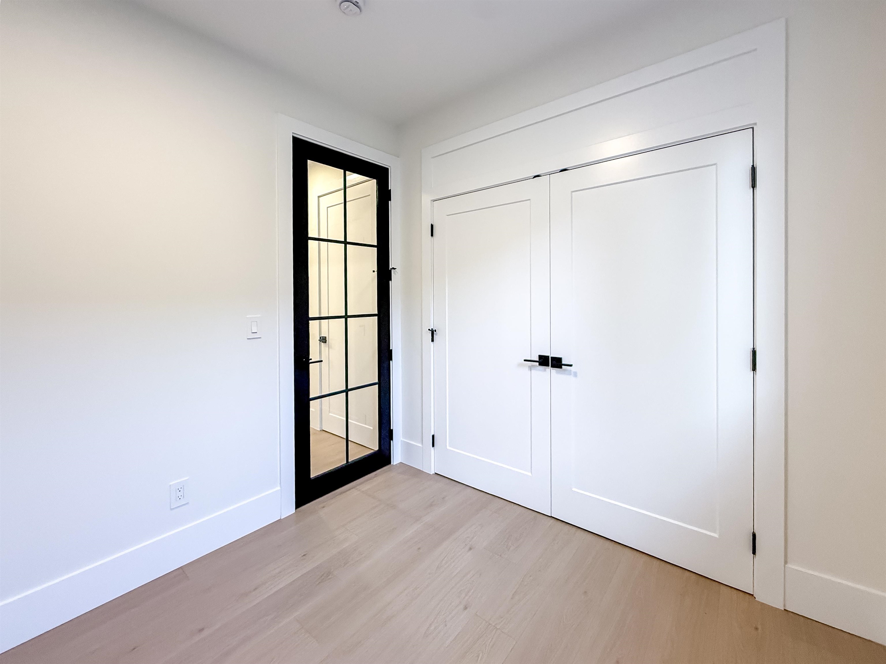 1 12050 YORK STREET Unit: 1