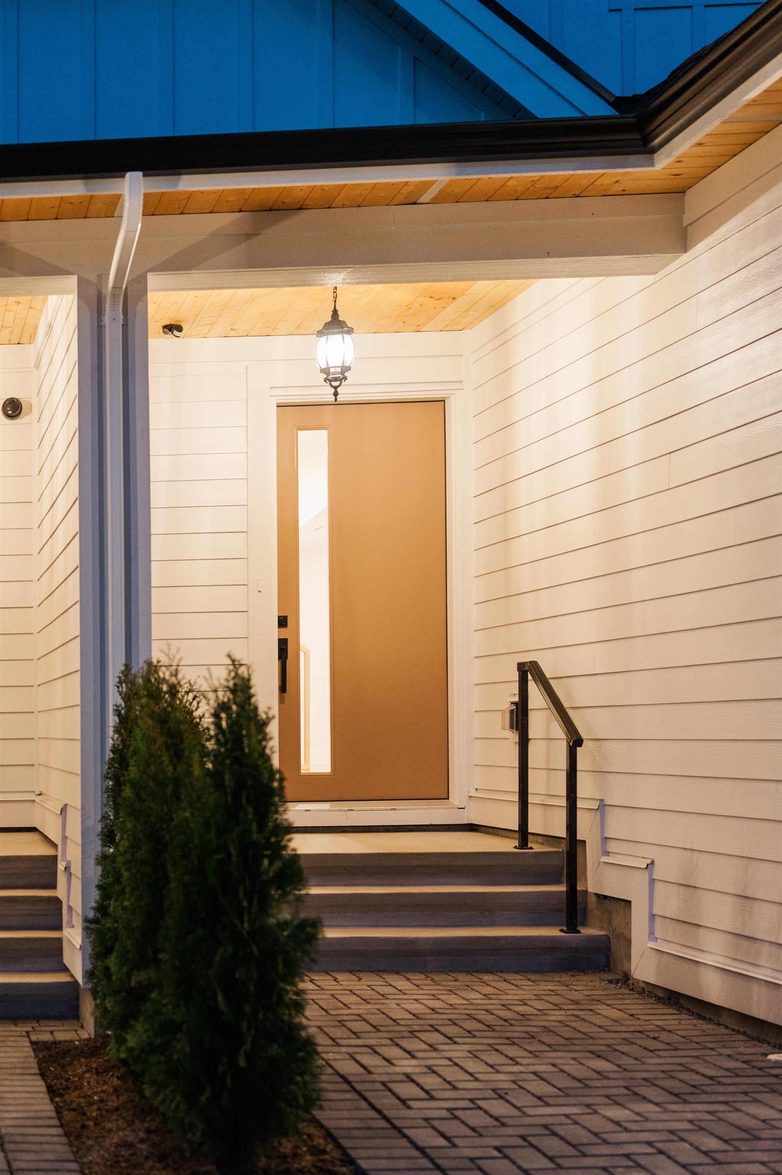 2 10250 YORK STREET Unit: 2
