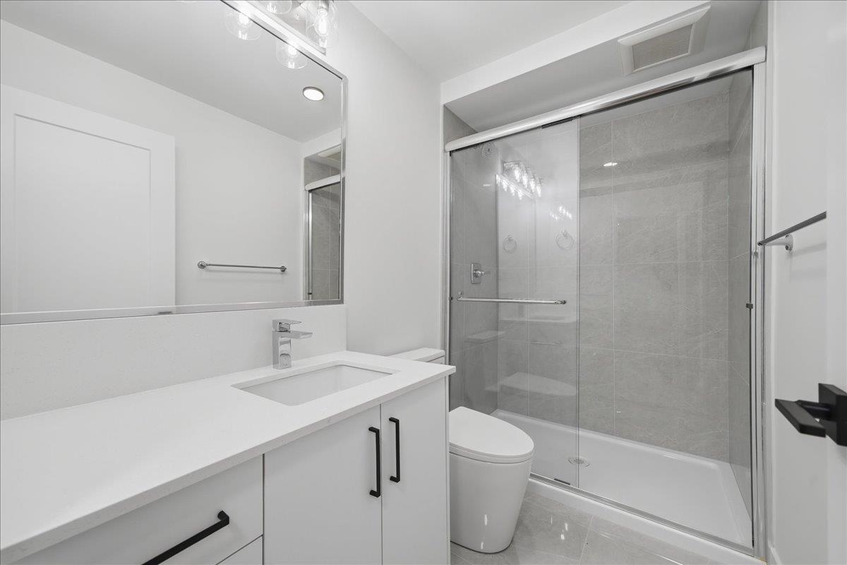 2 10250 YORK STREET Unit: 2