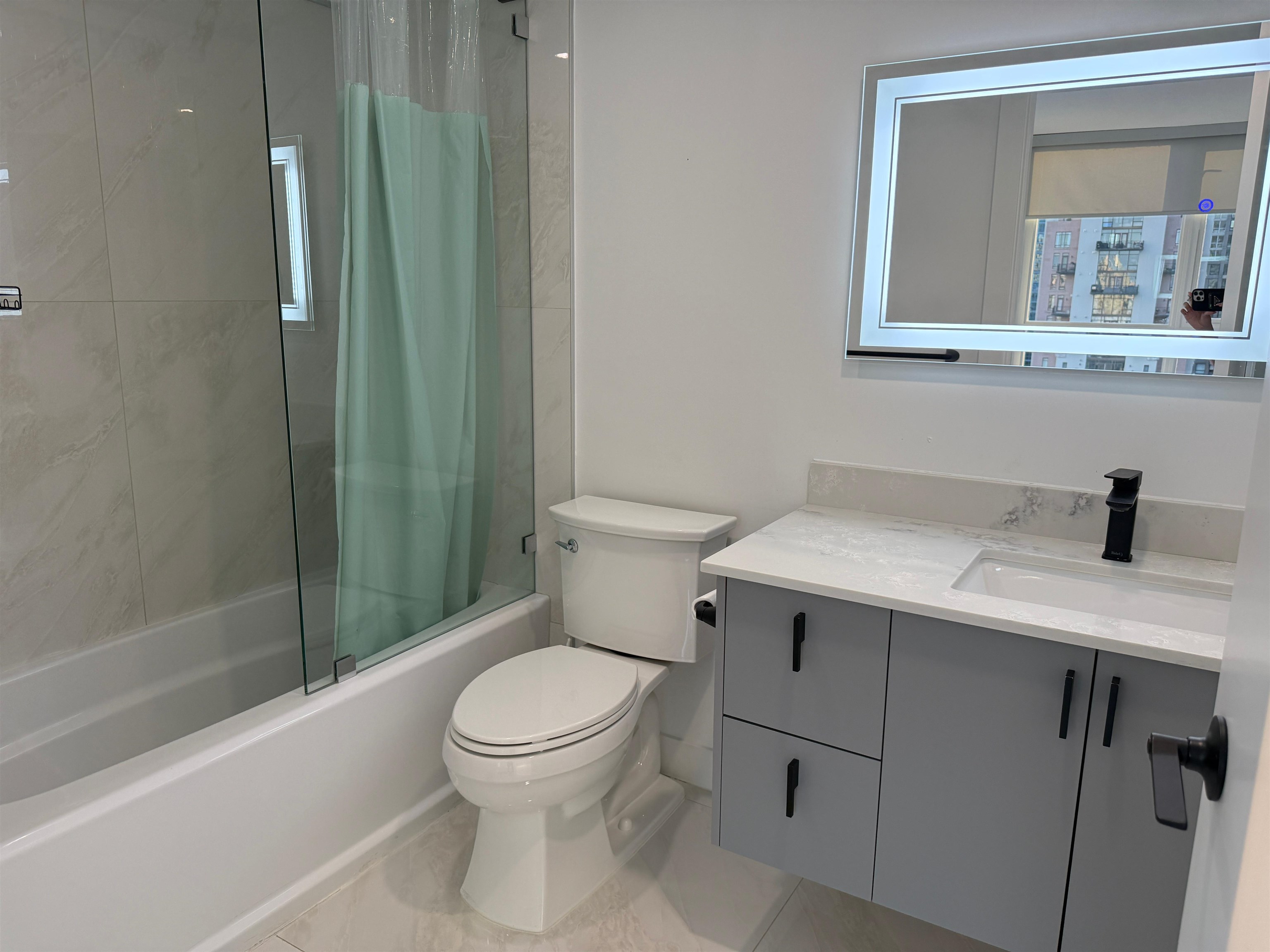 1801 289 DRAKE STREET Unit: 1801