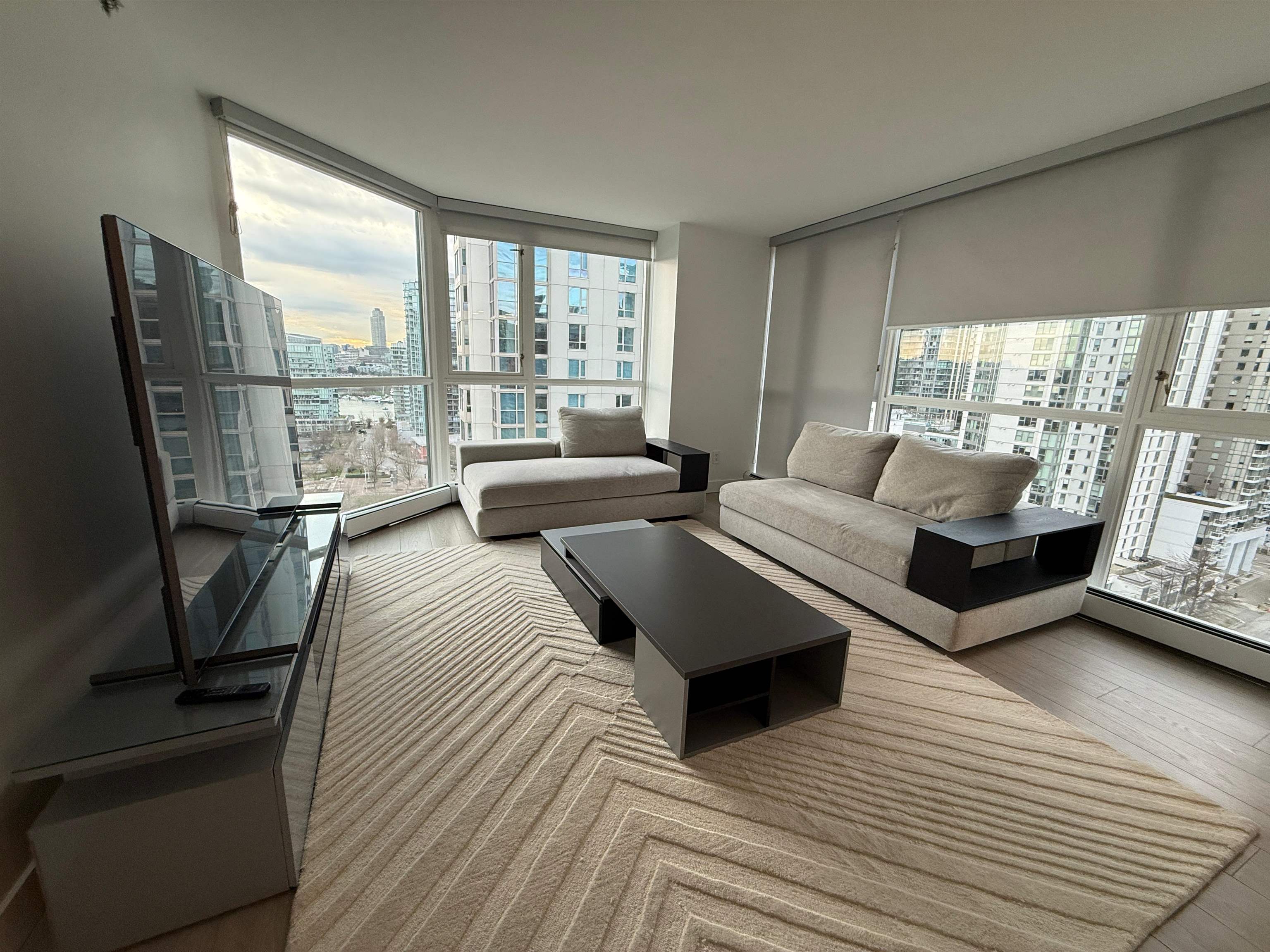 1801 289 DRAKE STREET Unit: 1801