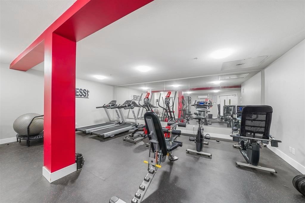 215 5650 201A STREET Unit: 215