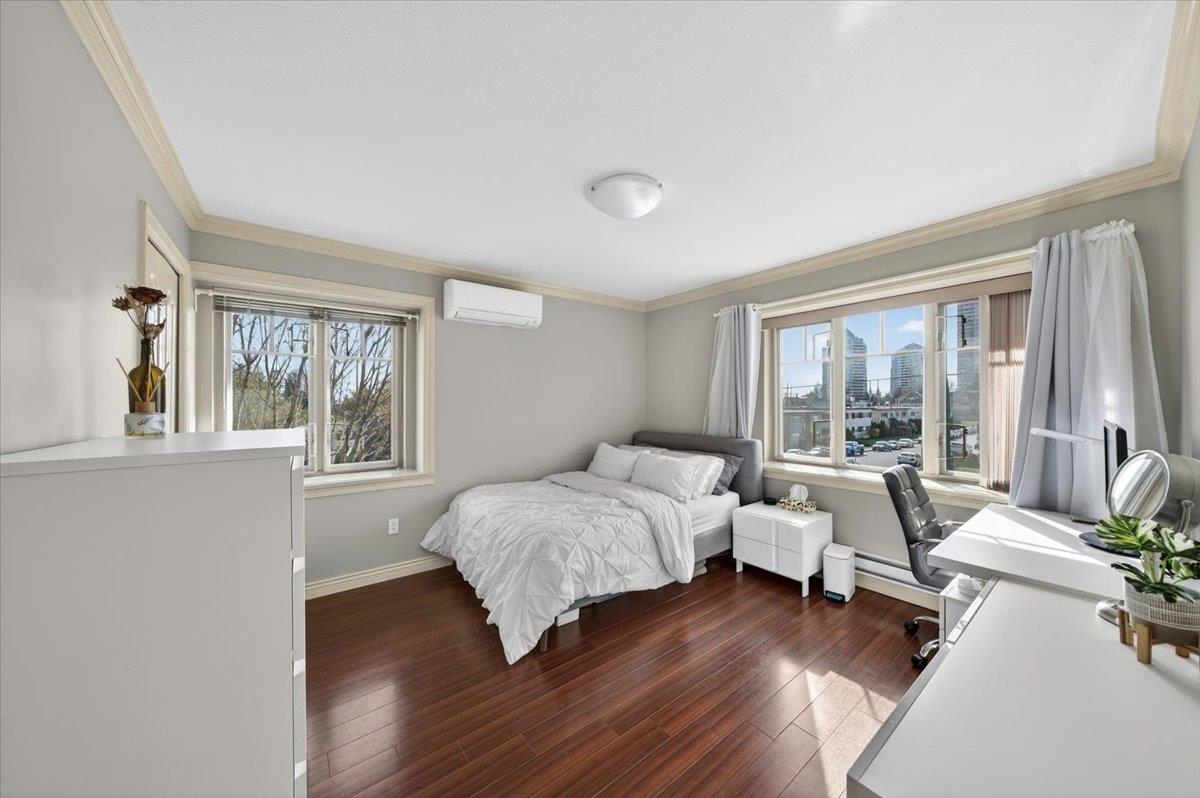 7012 GRIFFITHS AVENUE