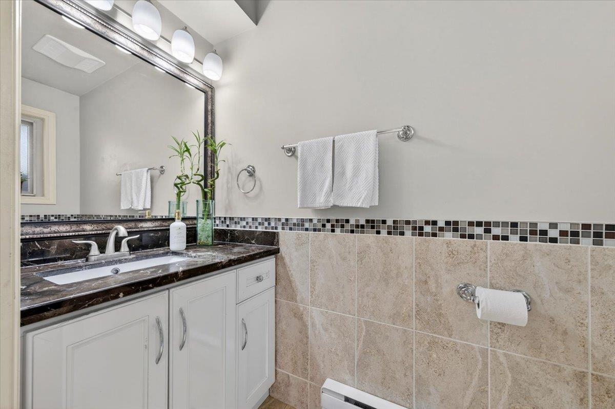 7012 GRIFFITHS AVENUE