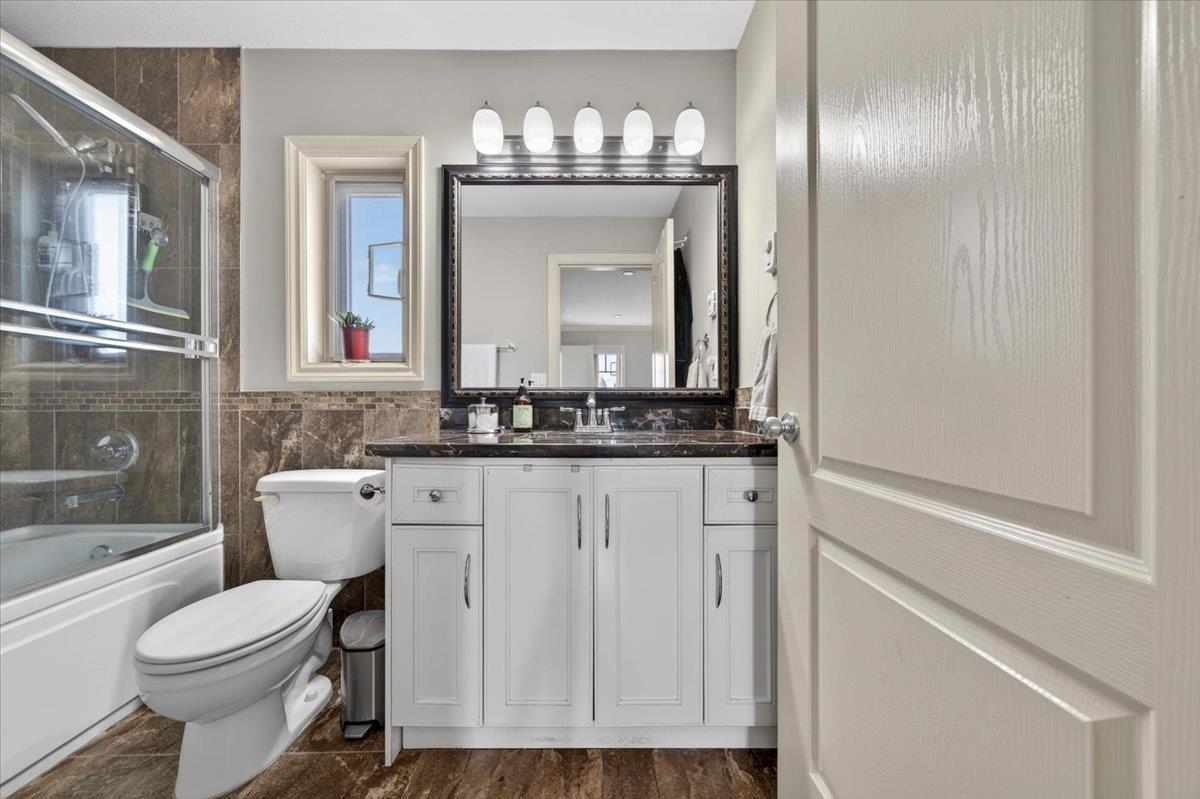 7012 GRIFFITHS AVENUE