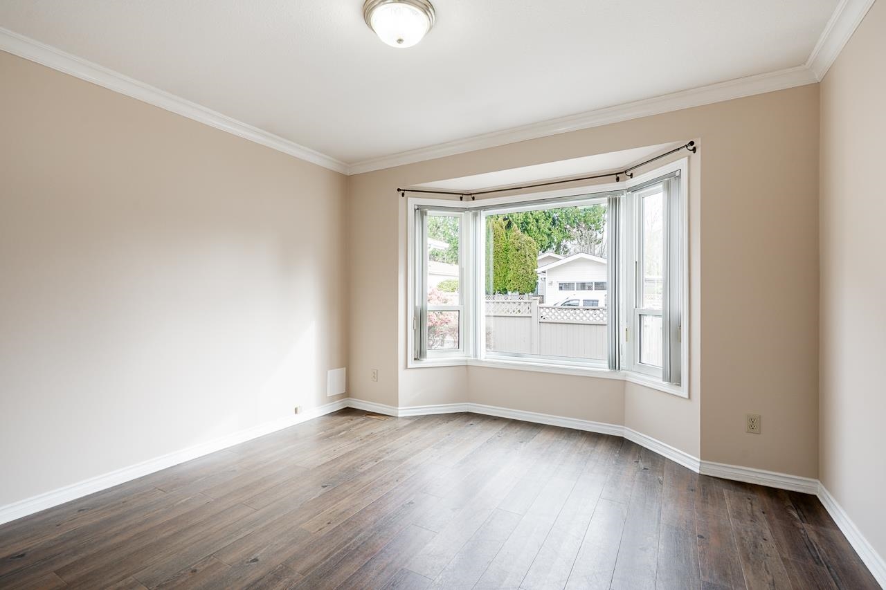 64 1400 164 STREET Unit: 64