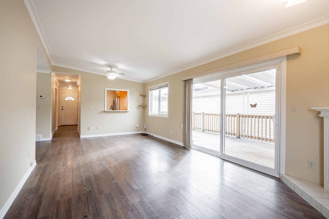 64 1400 164 STREET Unit: 64