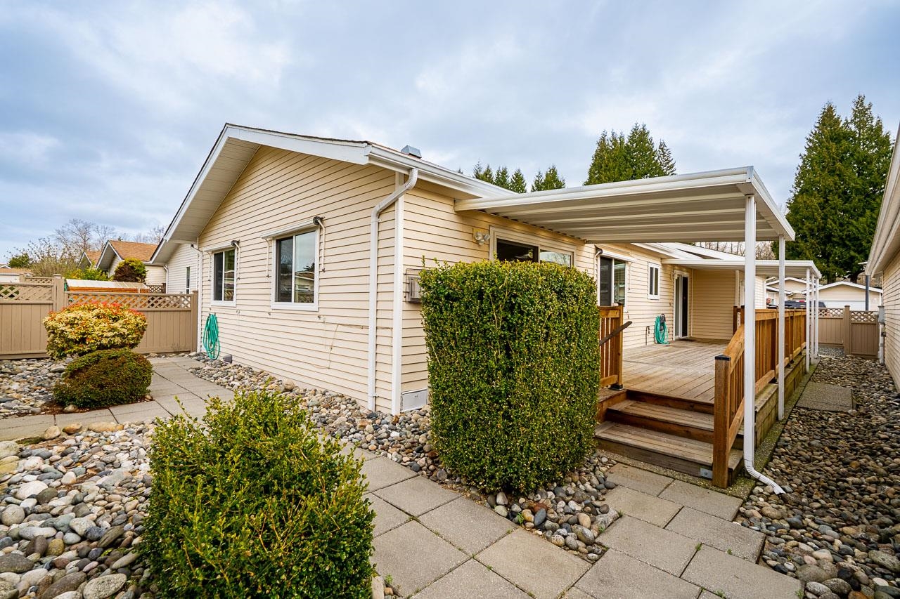 64 1400 164 STREET Unit: 64