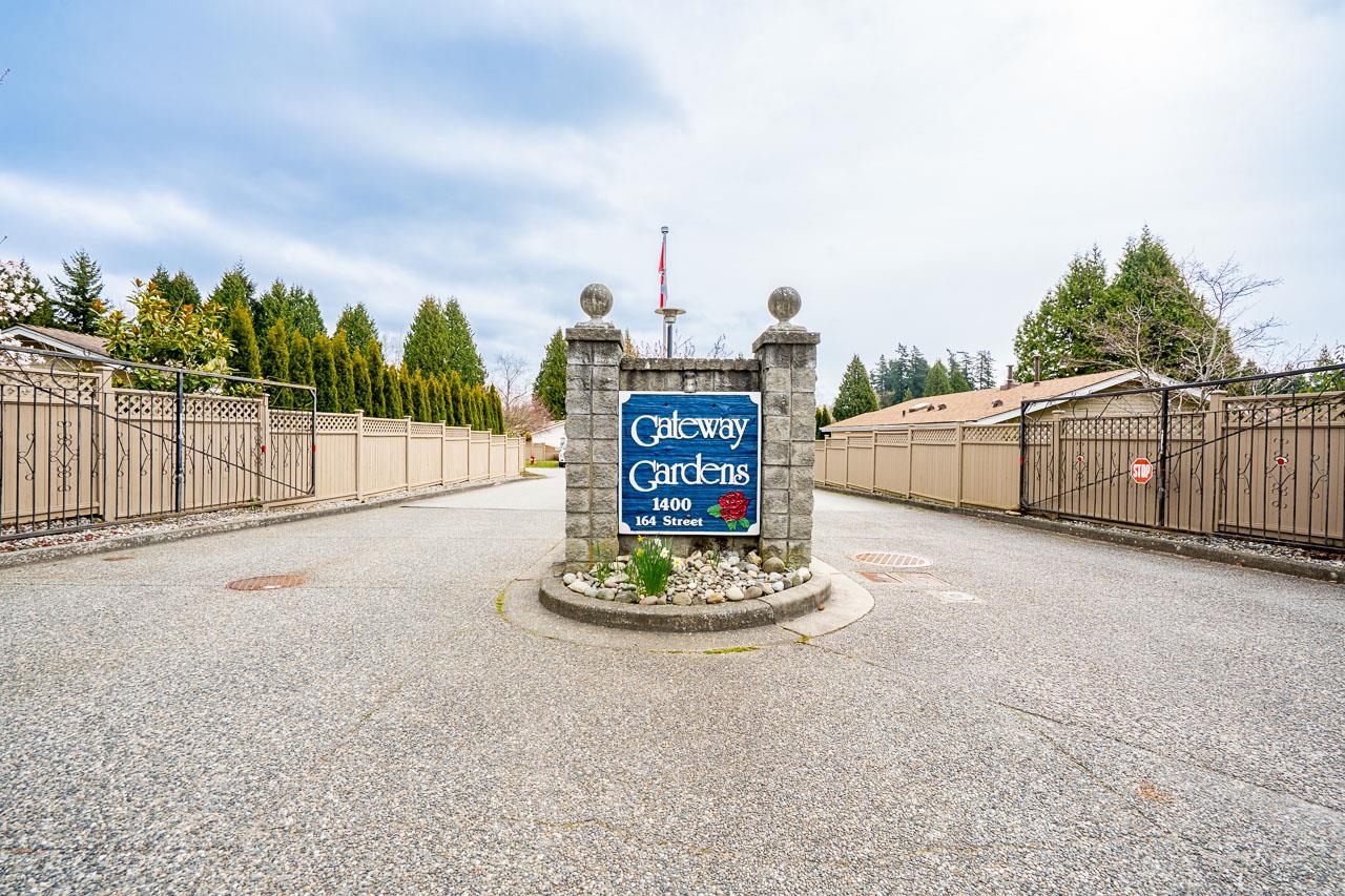 64 1400 164 STREET Unit: 64