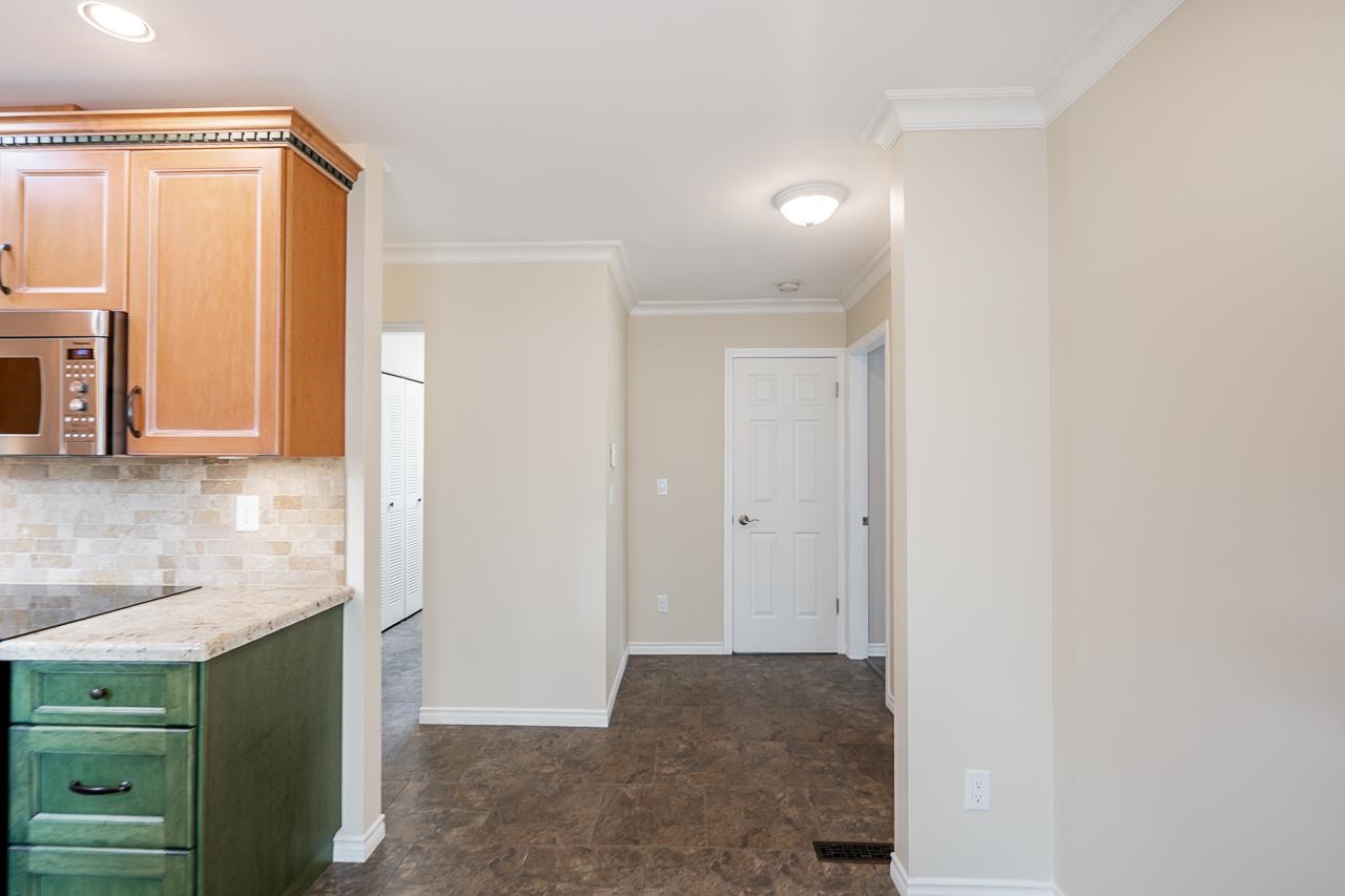 64 1400 164 STREET Unit: 64