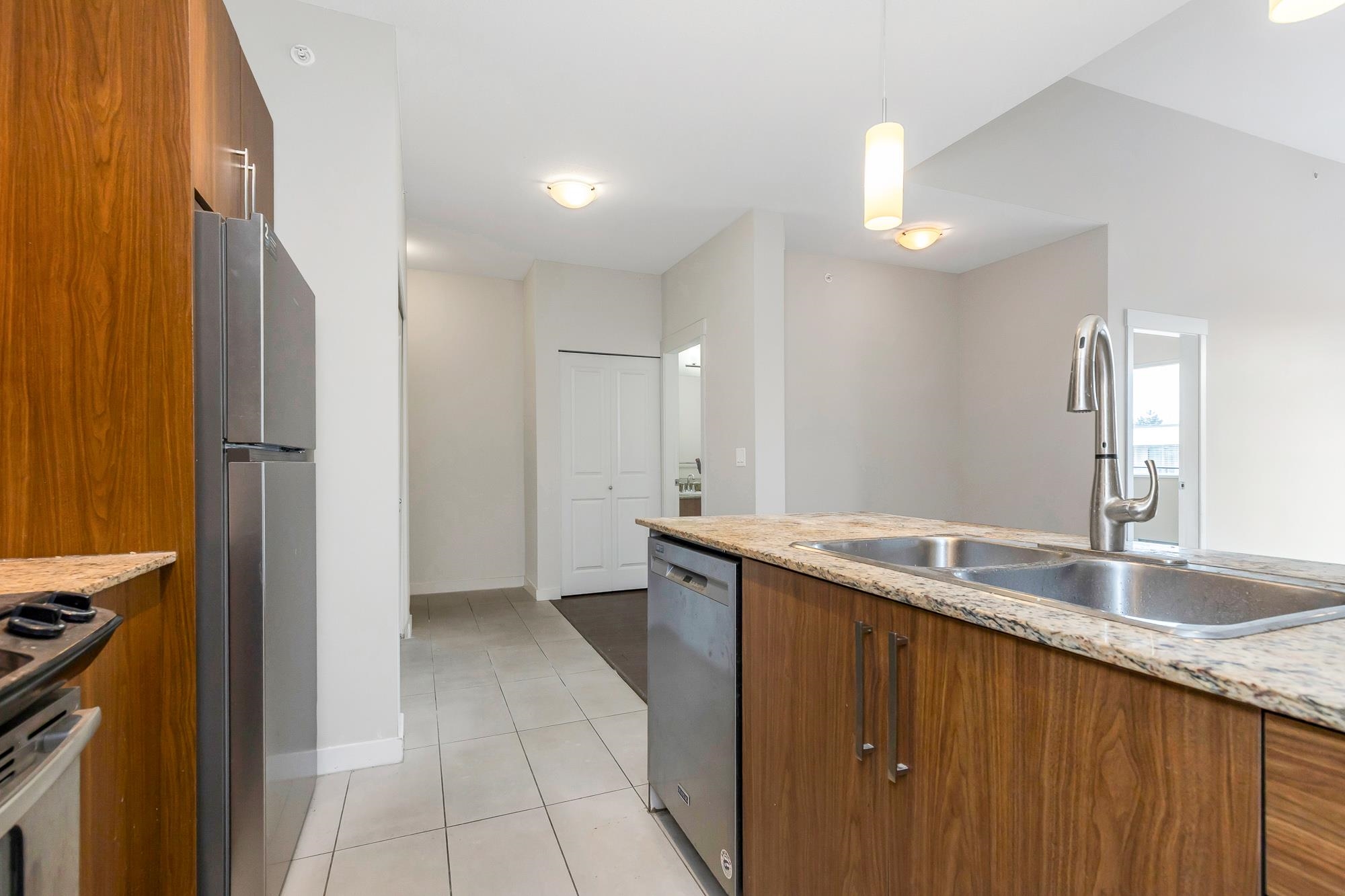 416 2943 NELSON PLACE Unit: 416
