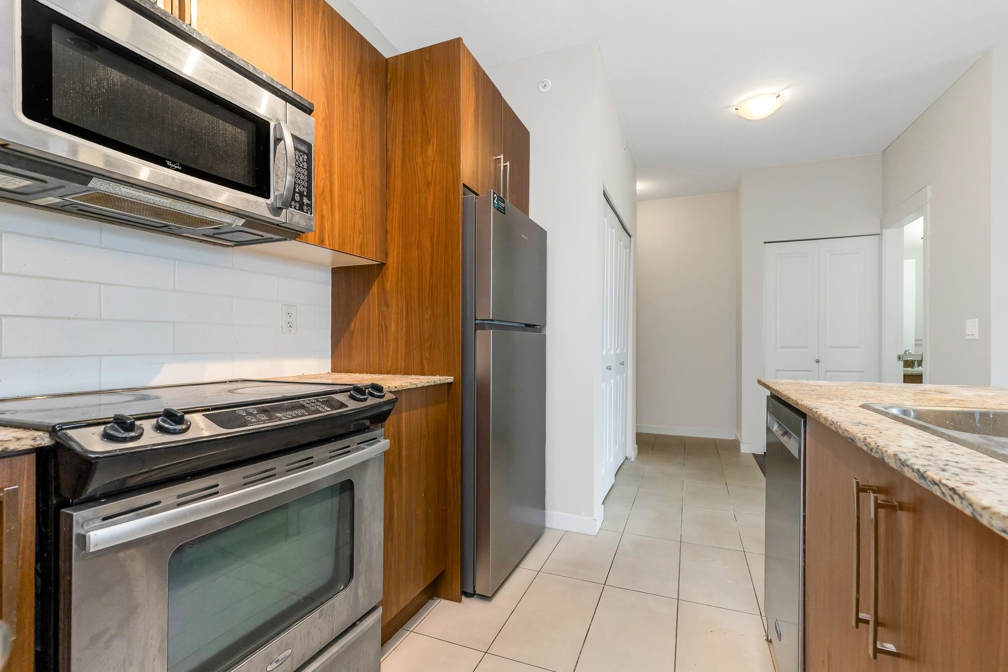 416 2943 NELSON PLACE Unit: 416