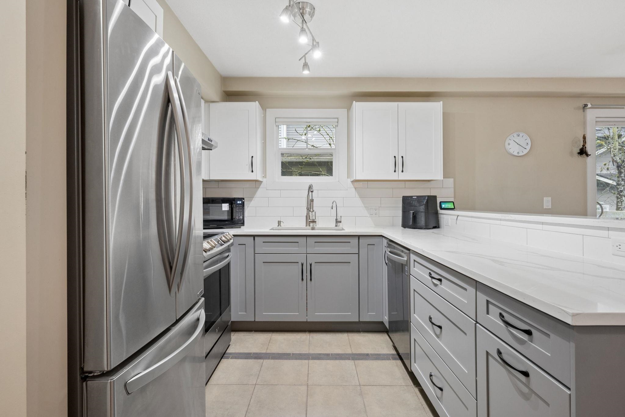 30 7428 SOUTHWYNDE AVENUE Unit: 30