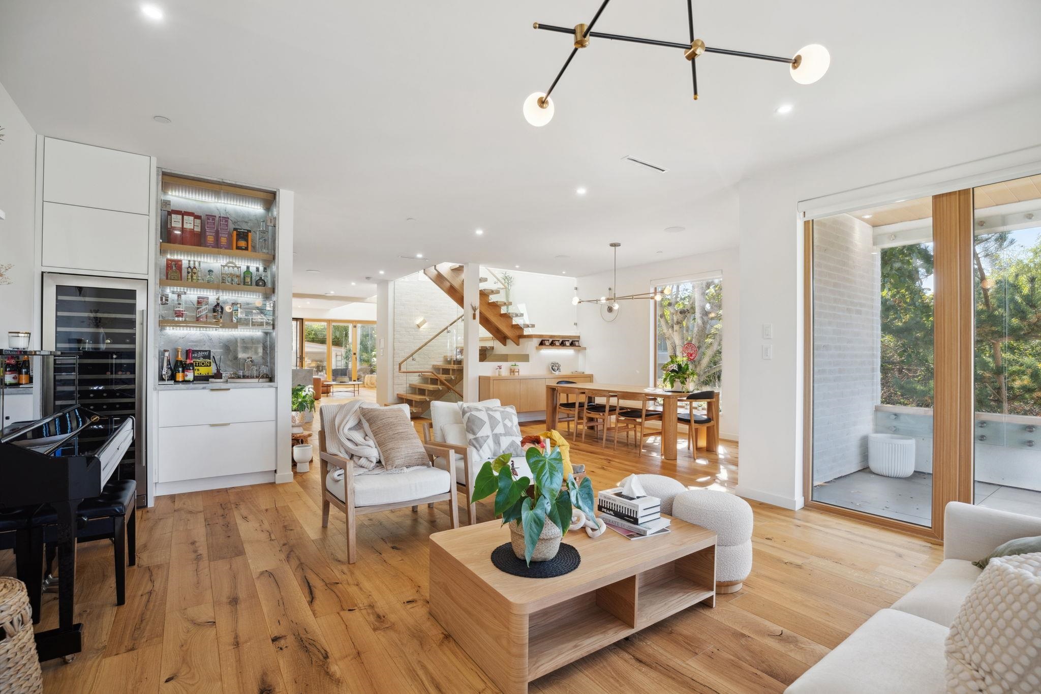 828 STEVENS STREET