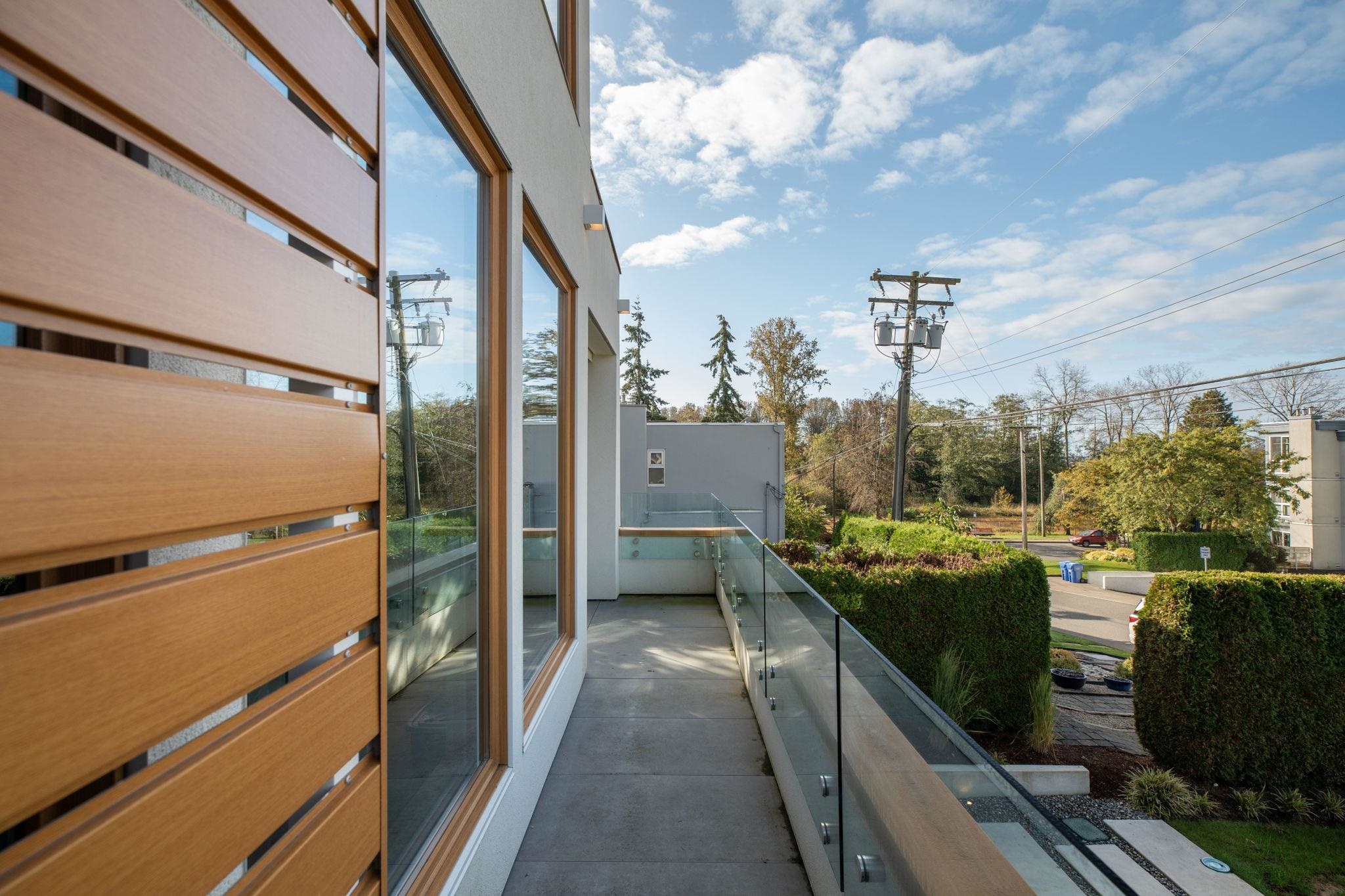 828 STEVENS STREET