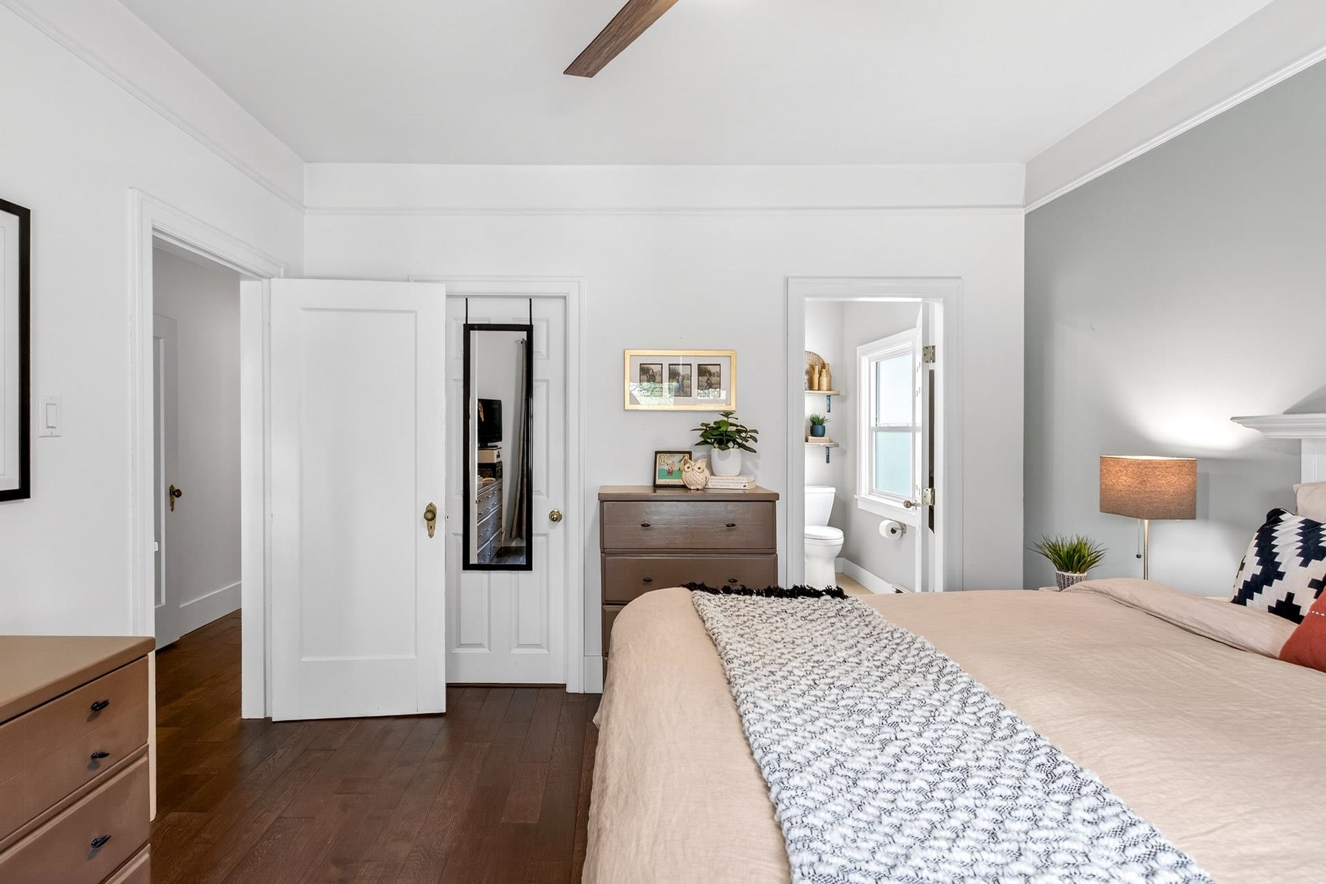 1515 EDINBURGH STREET