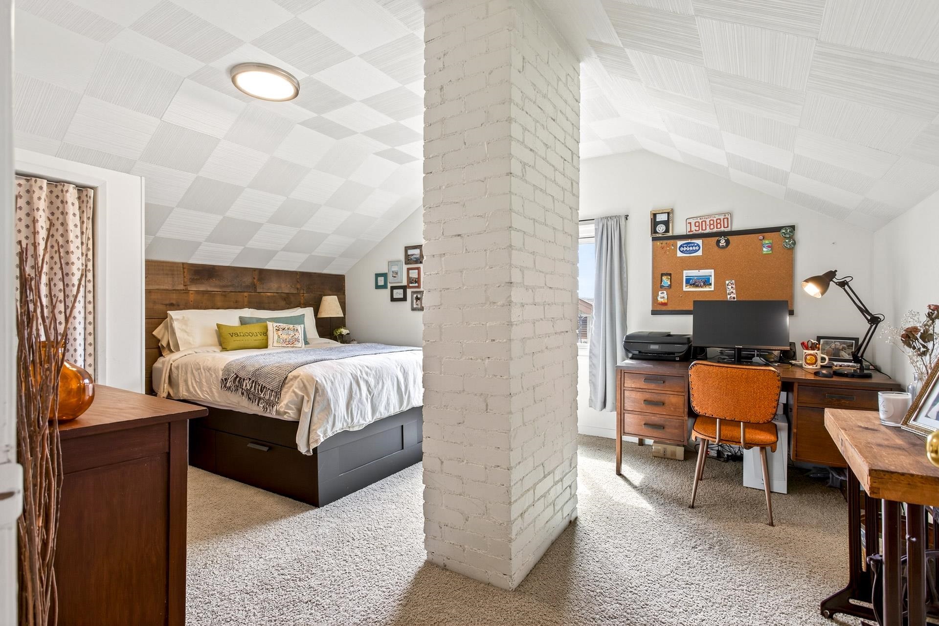 1515 EDINBURGH STREET