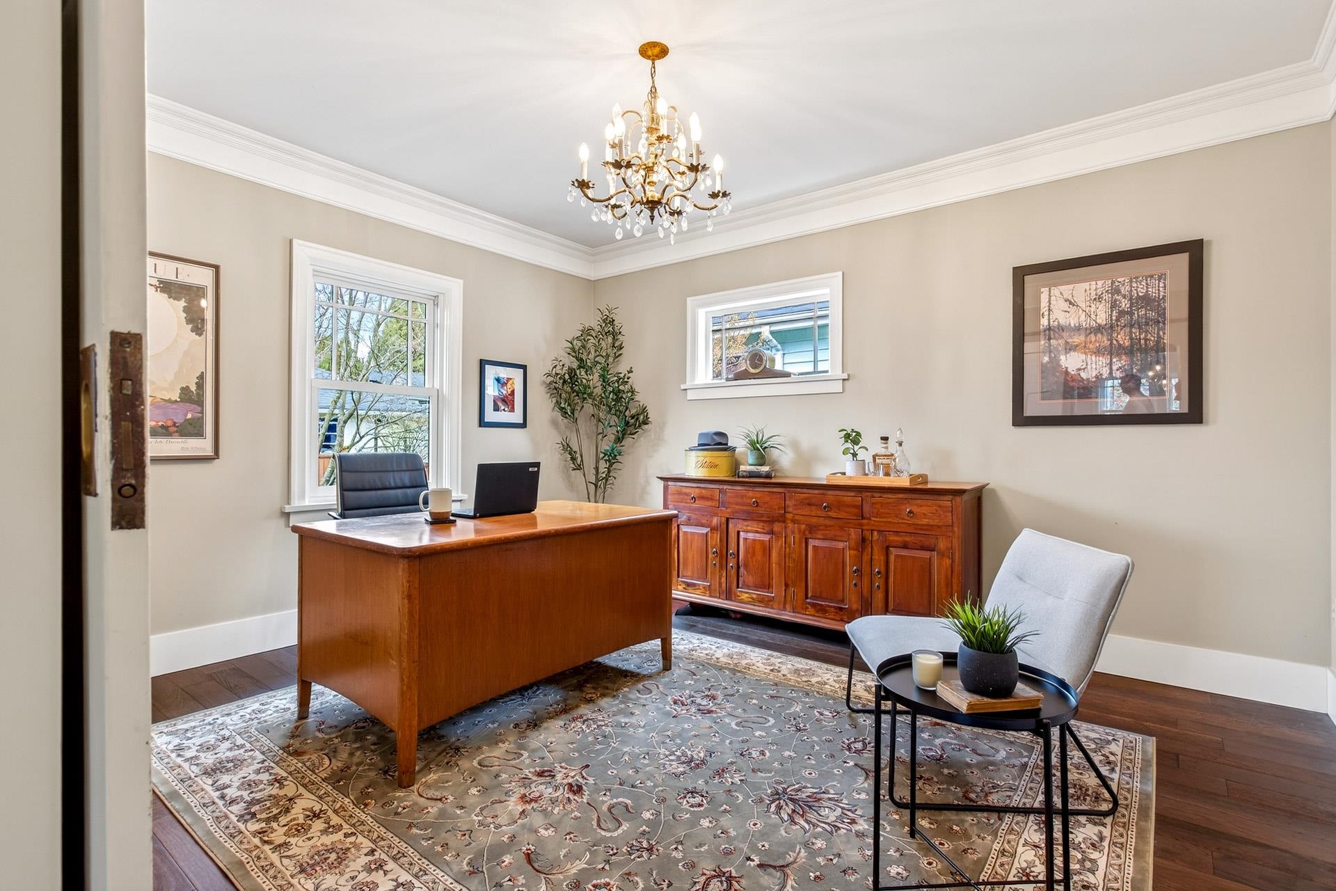 1515 EDINBURGH STREET