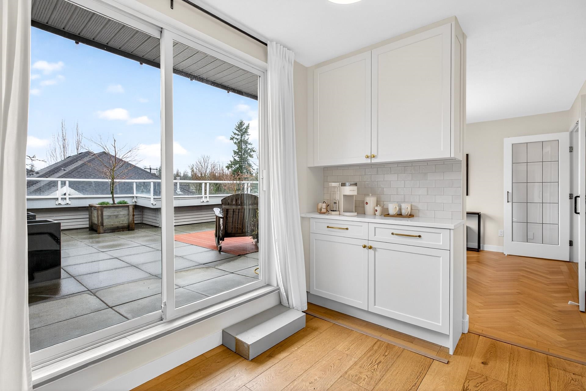 309 8976 208 STREET Unit: 309
