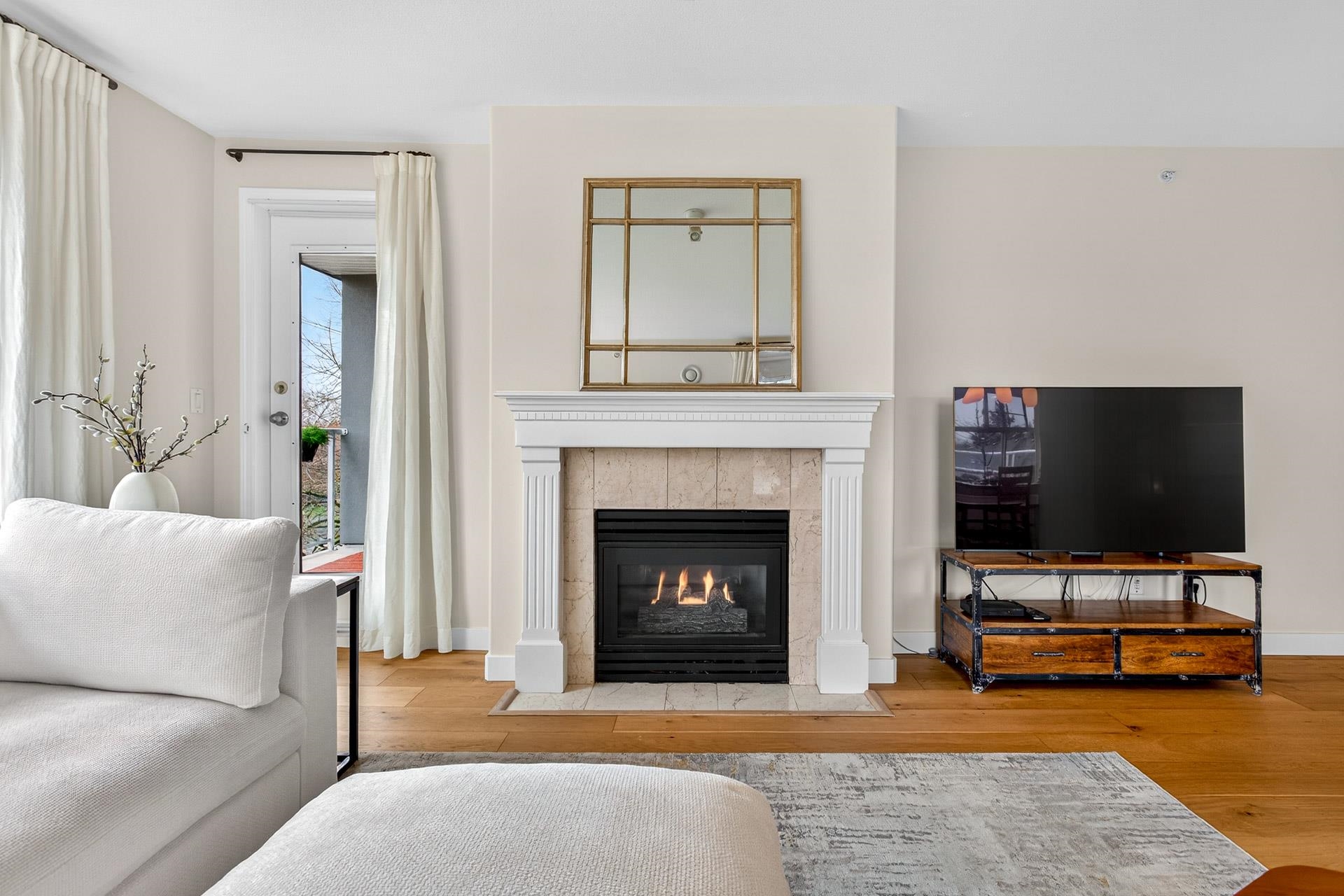 309 8976 208 STREET Unit: 309