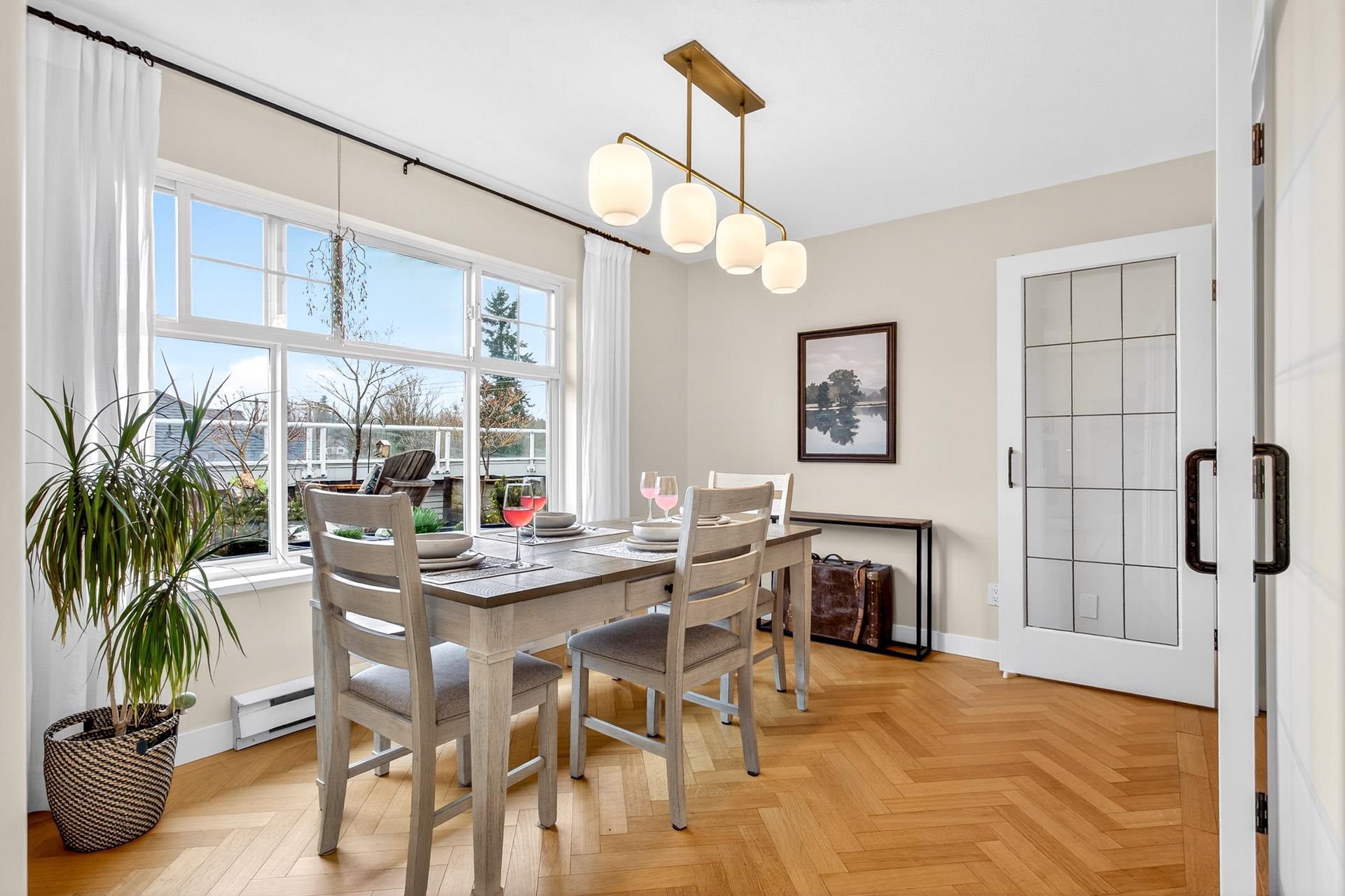 309 8976 208 STREET Unit: 309