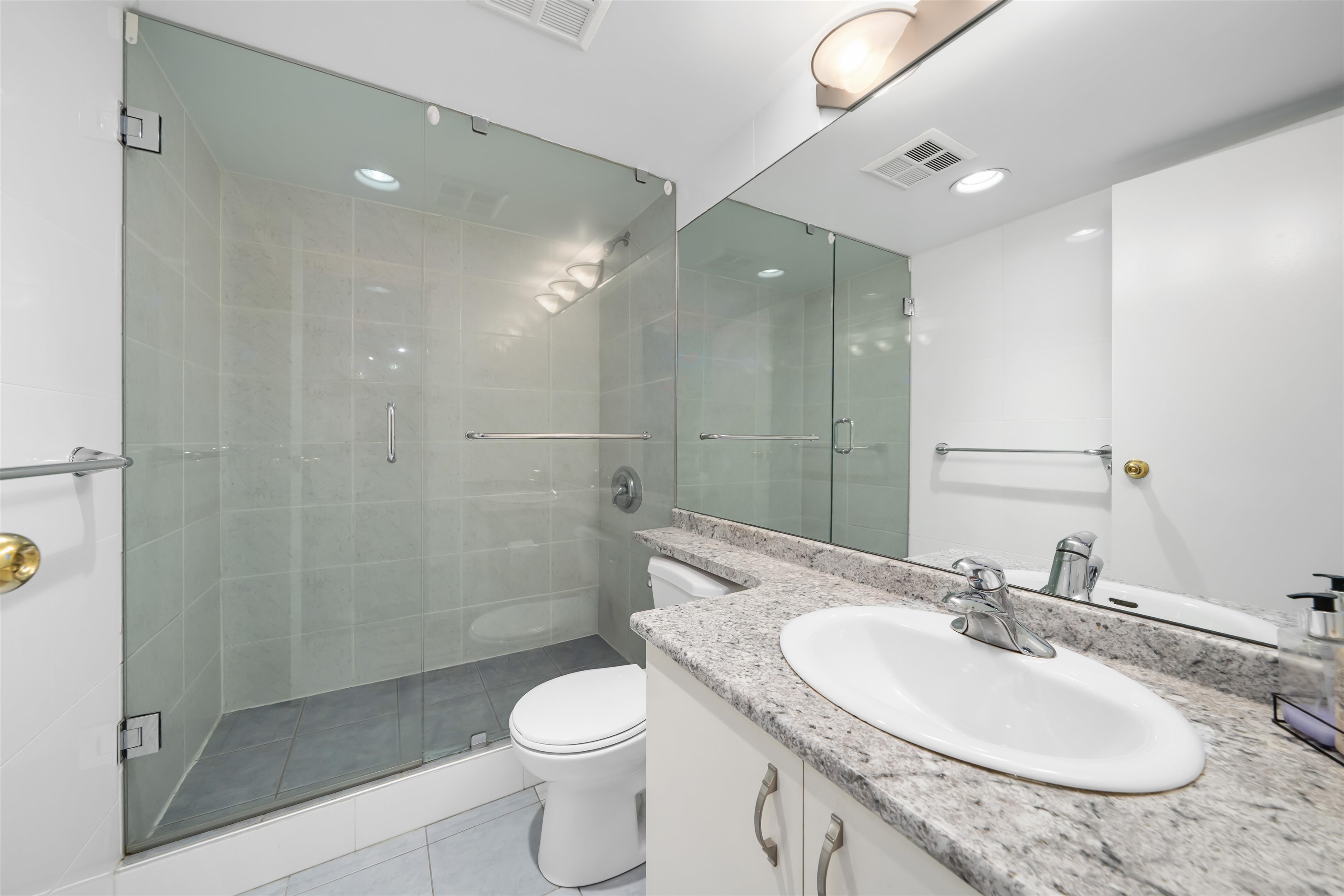 1908 1908 1060 ALBERNI STREET Unit: 1908