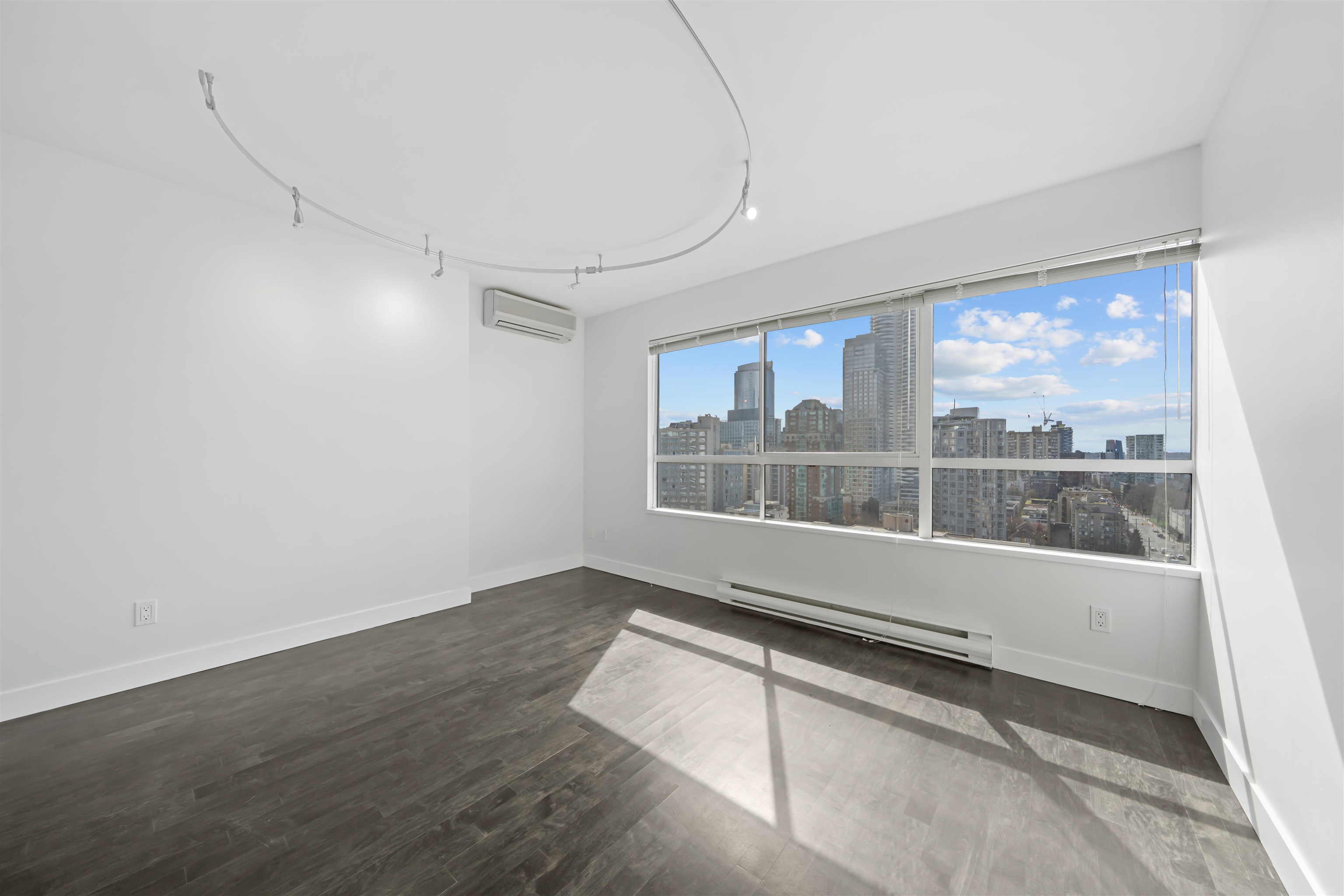 1908 1908 1060 ALBERNI STREET Unit: 1908