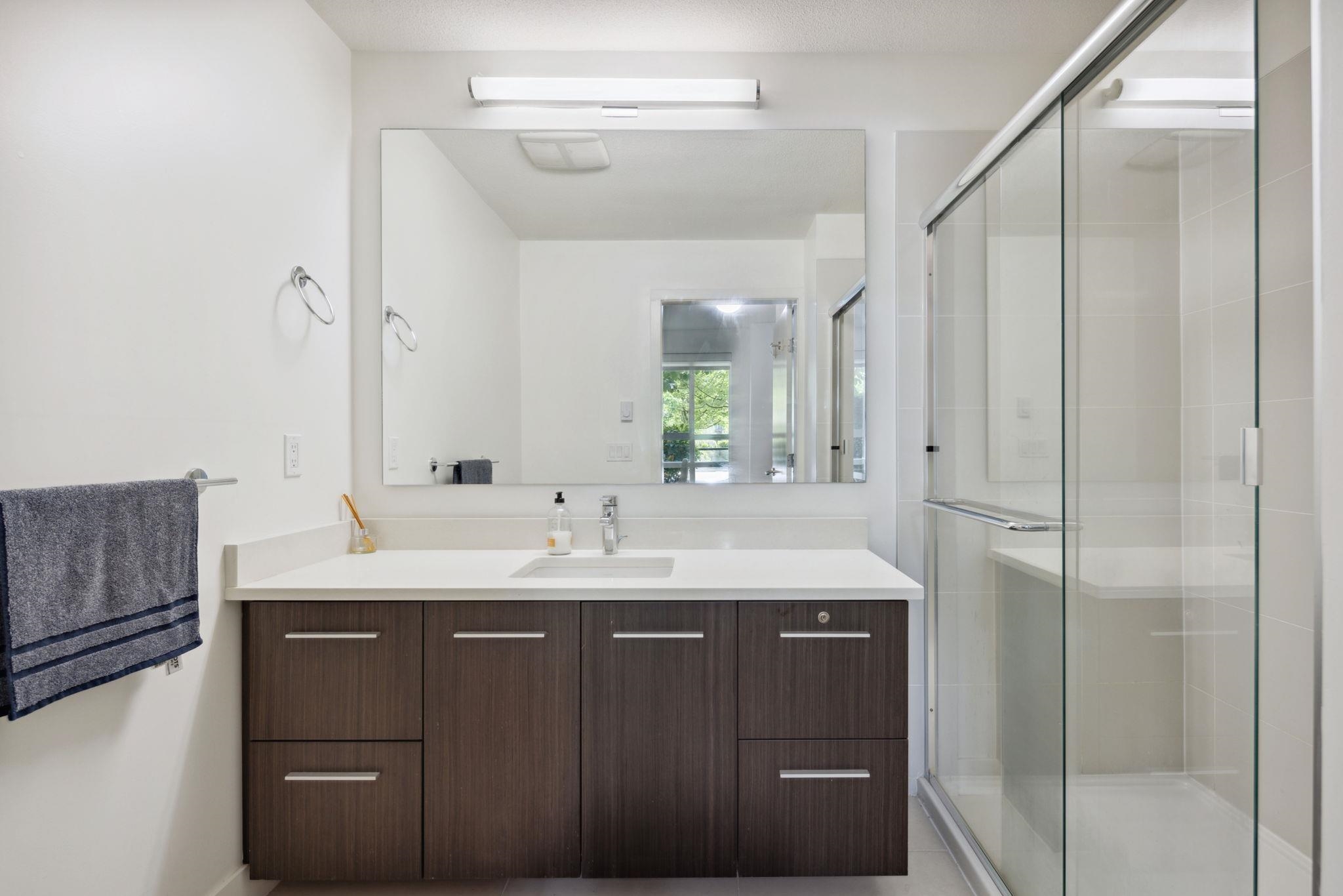 102 6033 GRAY AVENUE Unit: 102