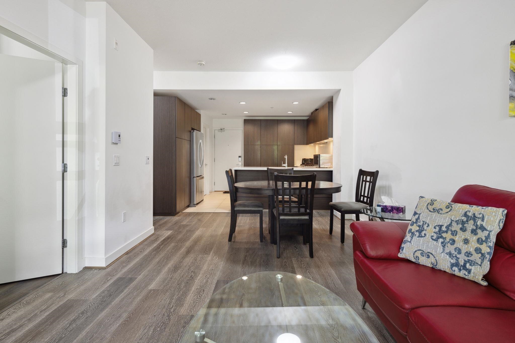 102 6033 GRAY AVENUE Unit: 102