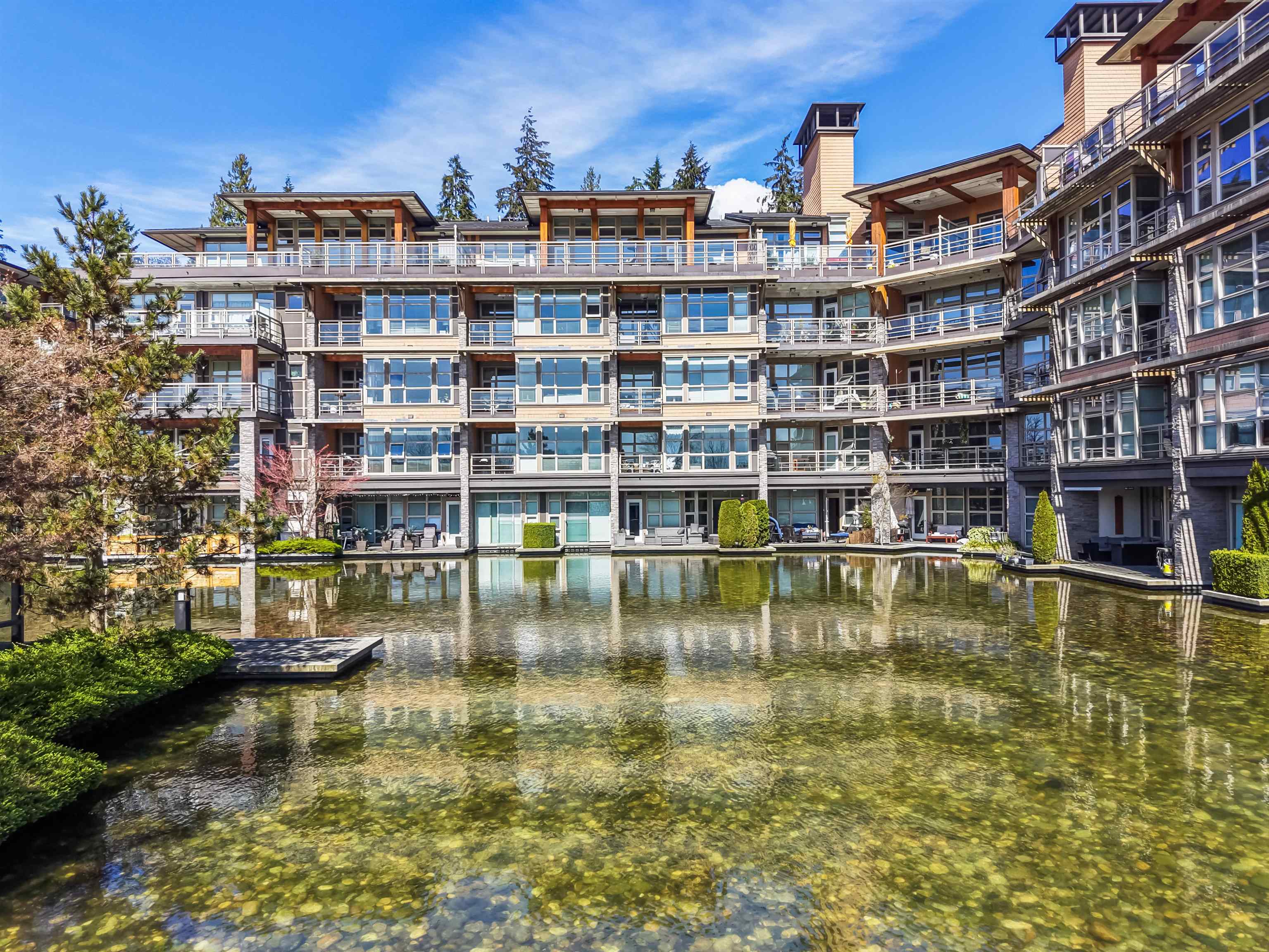 418 3606 ALDERCREST DRIVE Unit: 418