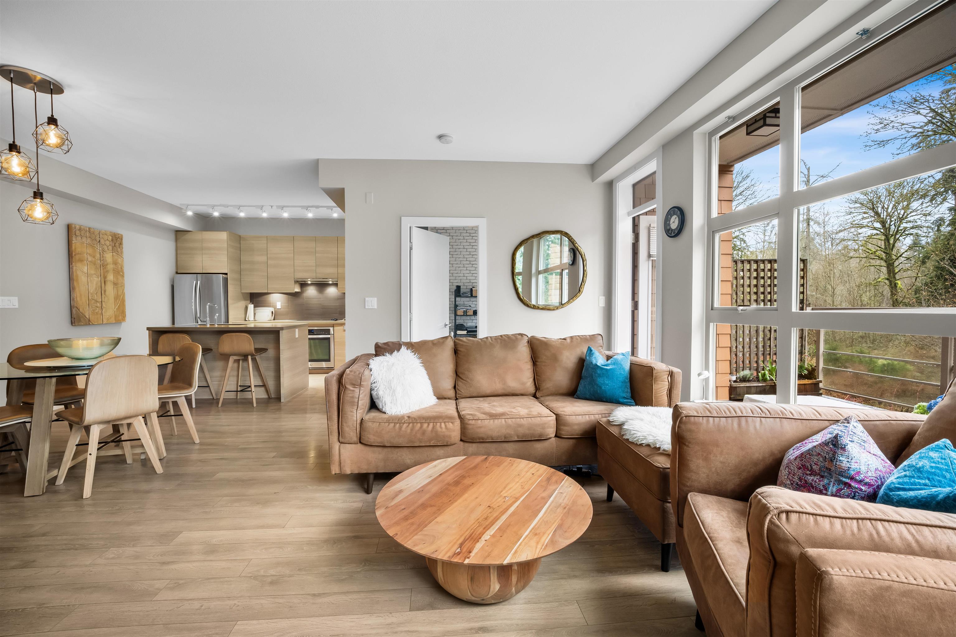 418 3606 ALDERCREST DRIVE Unit: 418