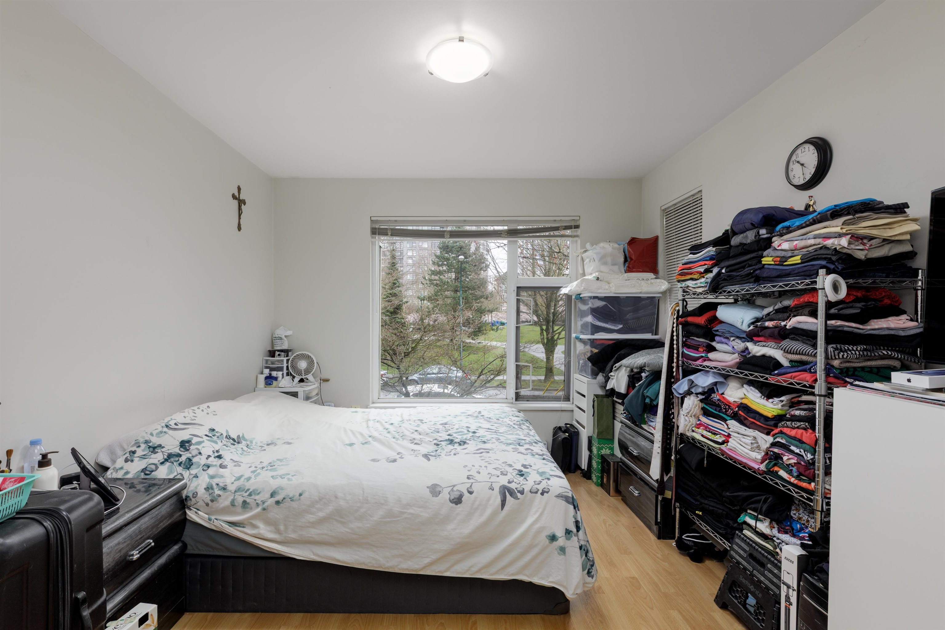 214 3575 EUCLID AVENUE Unit: 214