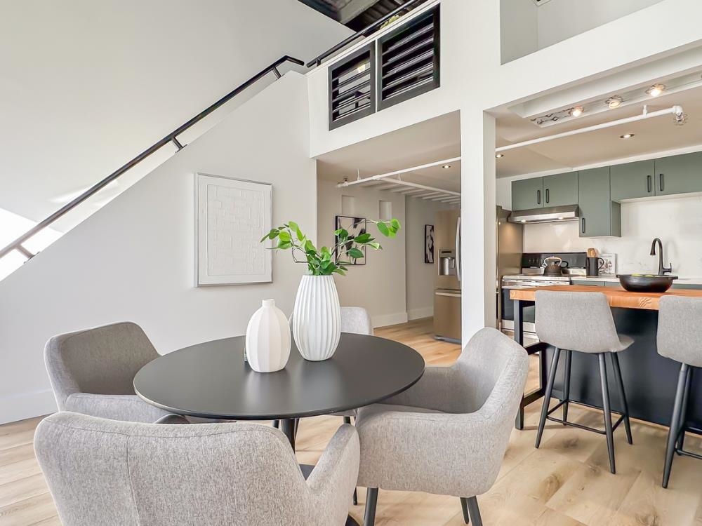 315 336 E 1ST AVENUE Unit: 315