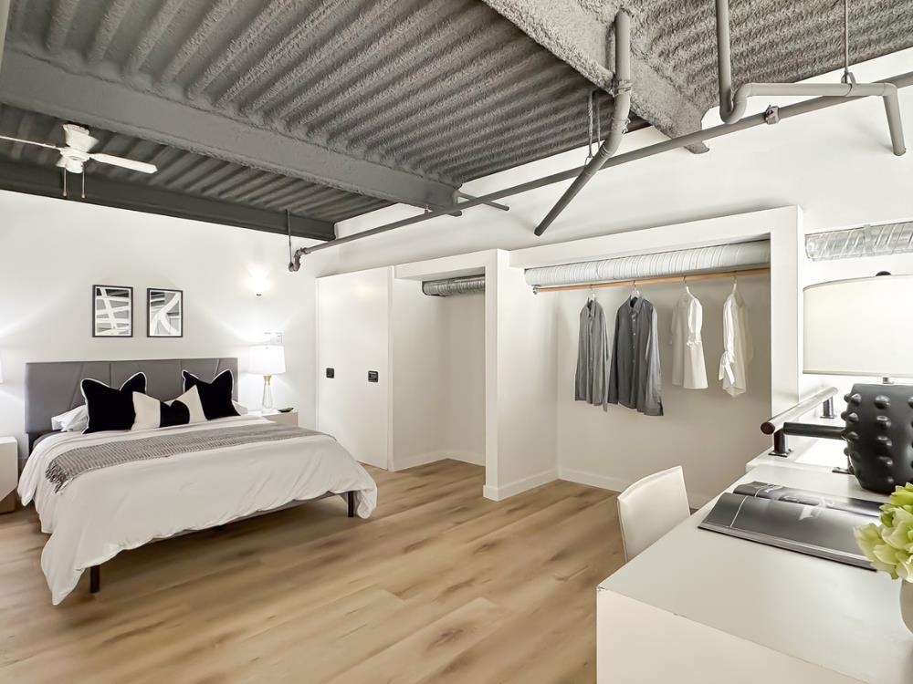 315 336 E 1ST AVENUE Unit: 315