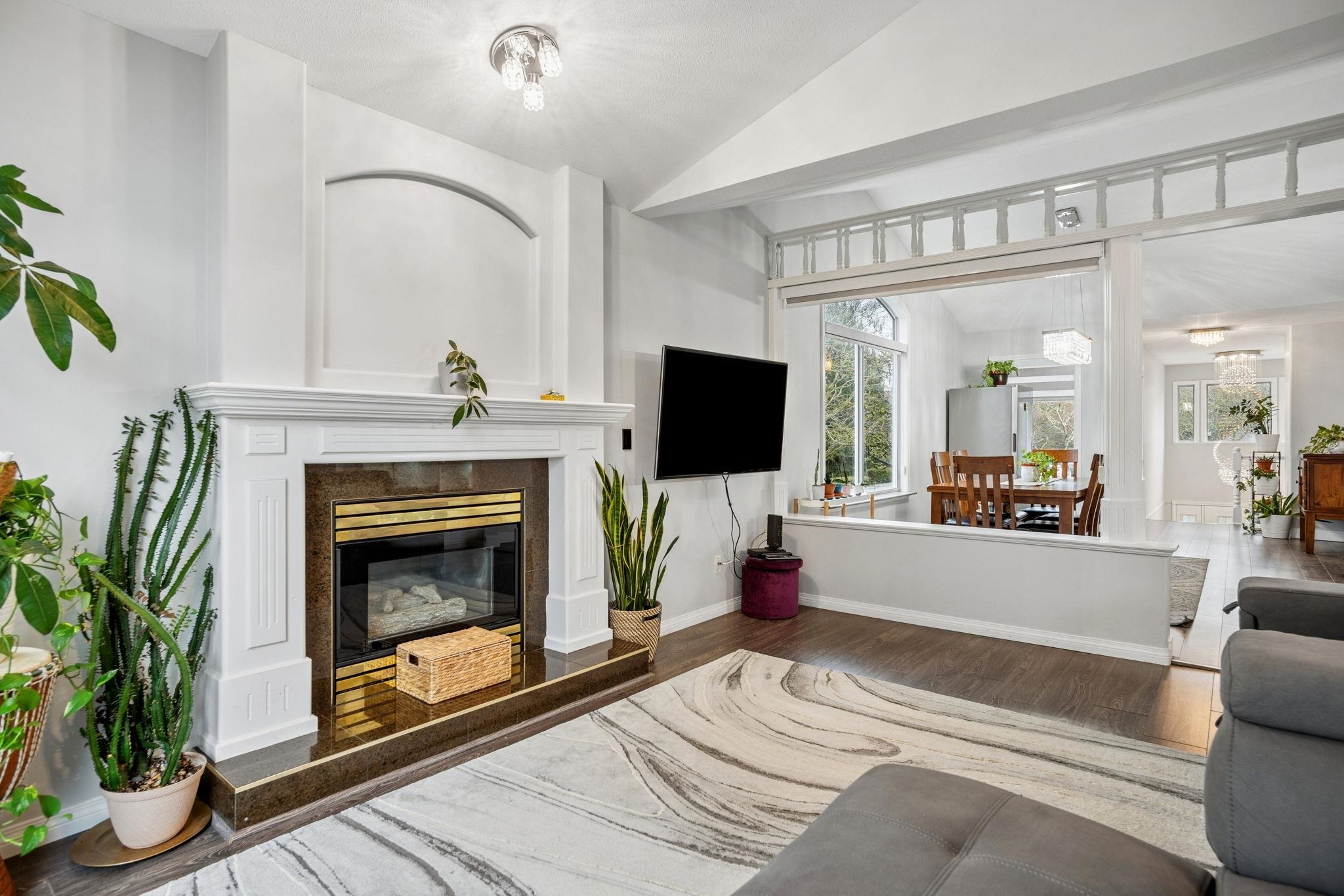 2 4740 221 STREET Unit: 2