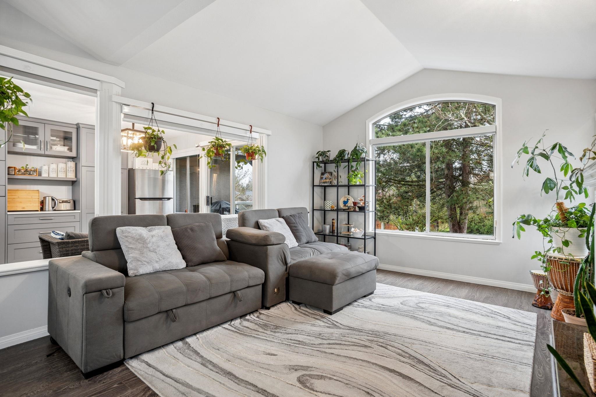 2 4740 221 STREET Unit: 2