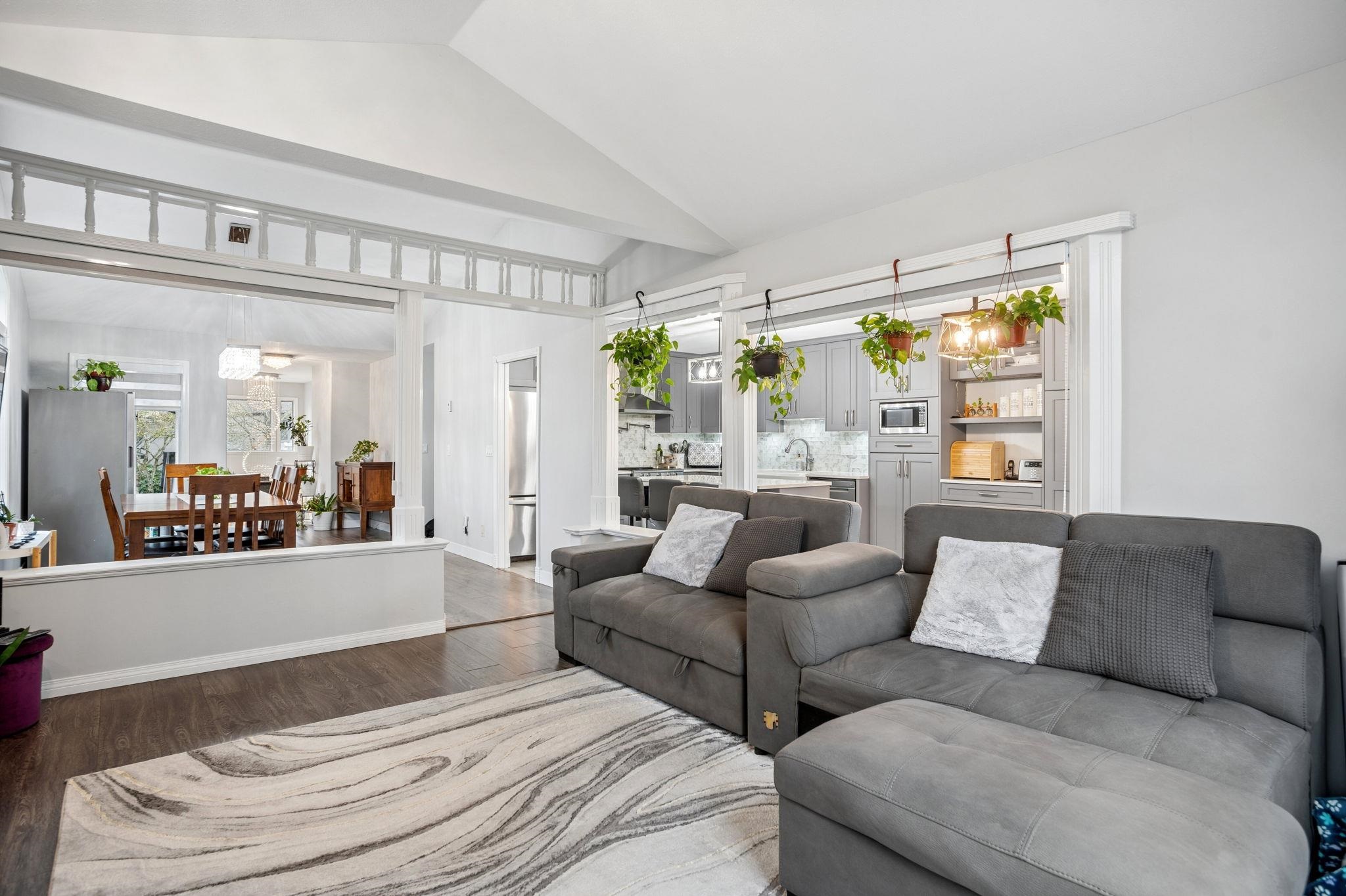 2 4740 221 STREET Unit: 2