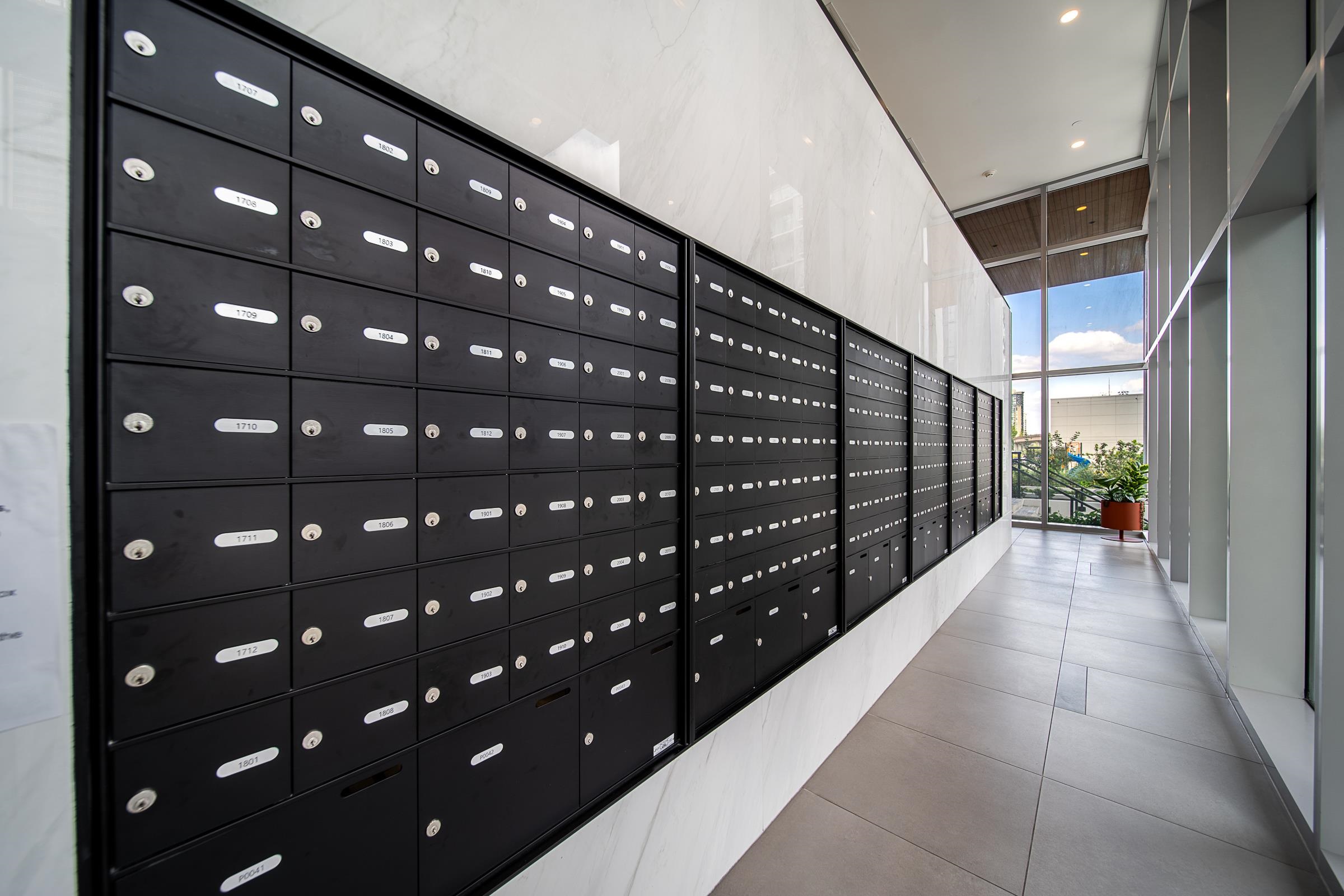 712 10448 UNIVERSITY DRIVE Unit: 712