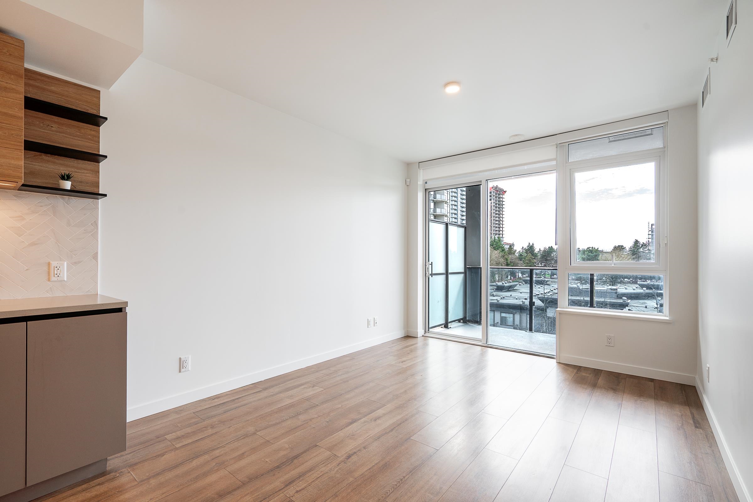 712 10448 UNIVERSITY DRIVE Unit: 712