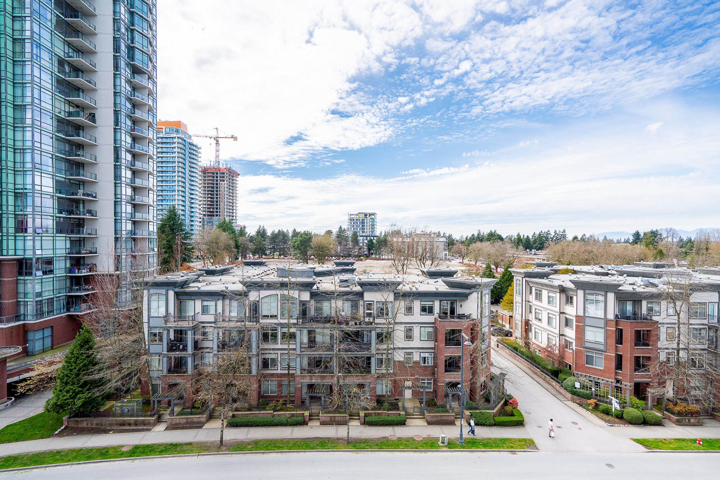 712 10448 UNIVERSITY DRIVE Unit: 712