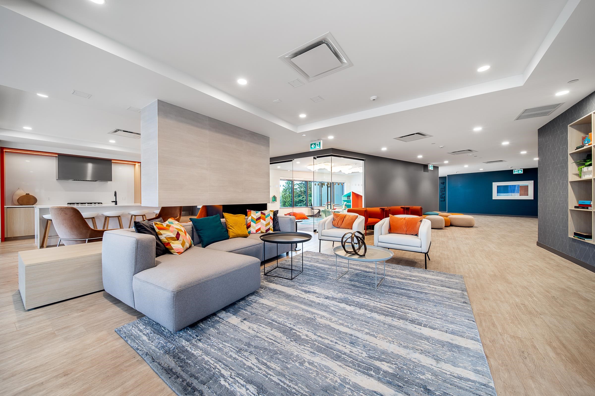 712 10448 UNIVERSITY DRIVE Unit: 712