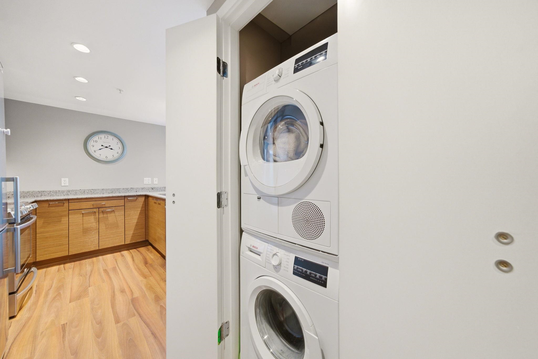 705 135 E 17TH STREET Unit: 705