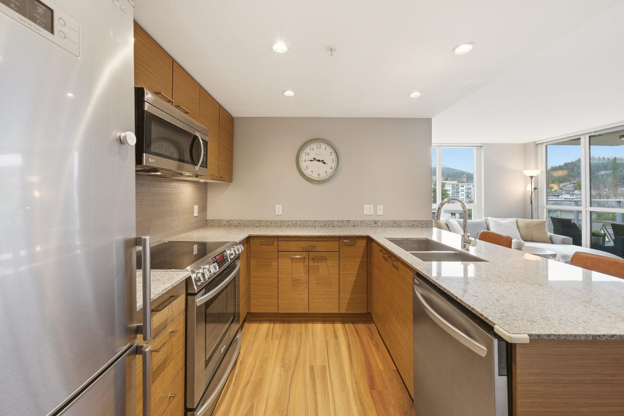 705 135 E 17TH STREET Unit: 705