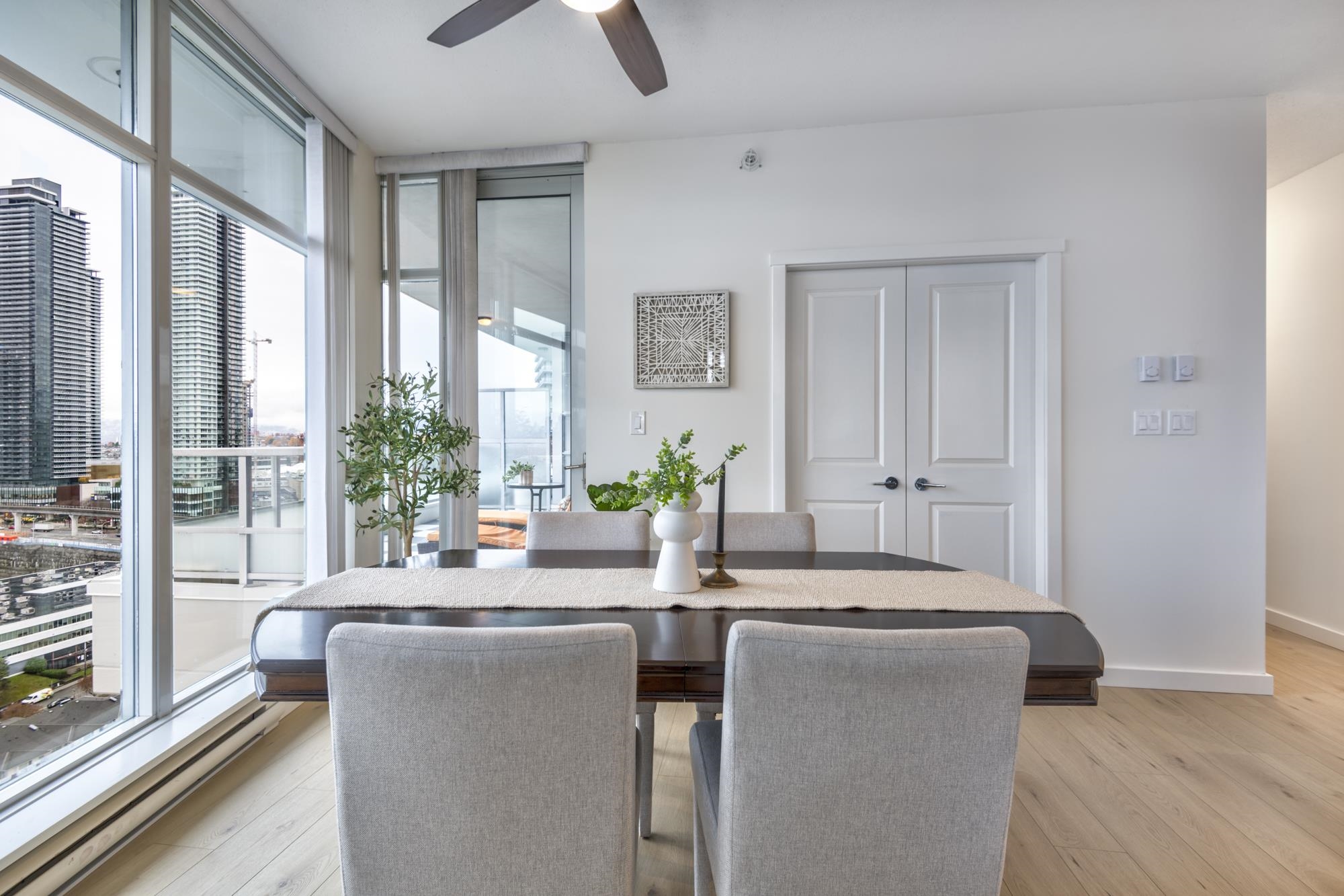 3005 2289 YUKON CRESCENT Unit: 3005