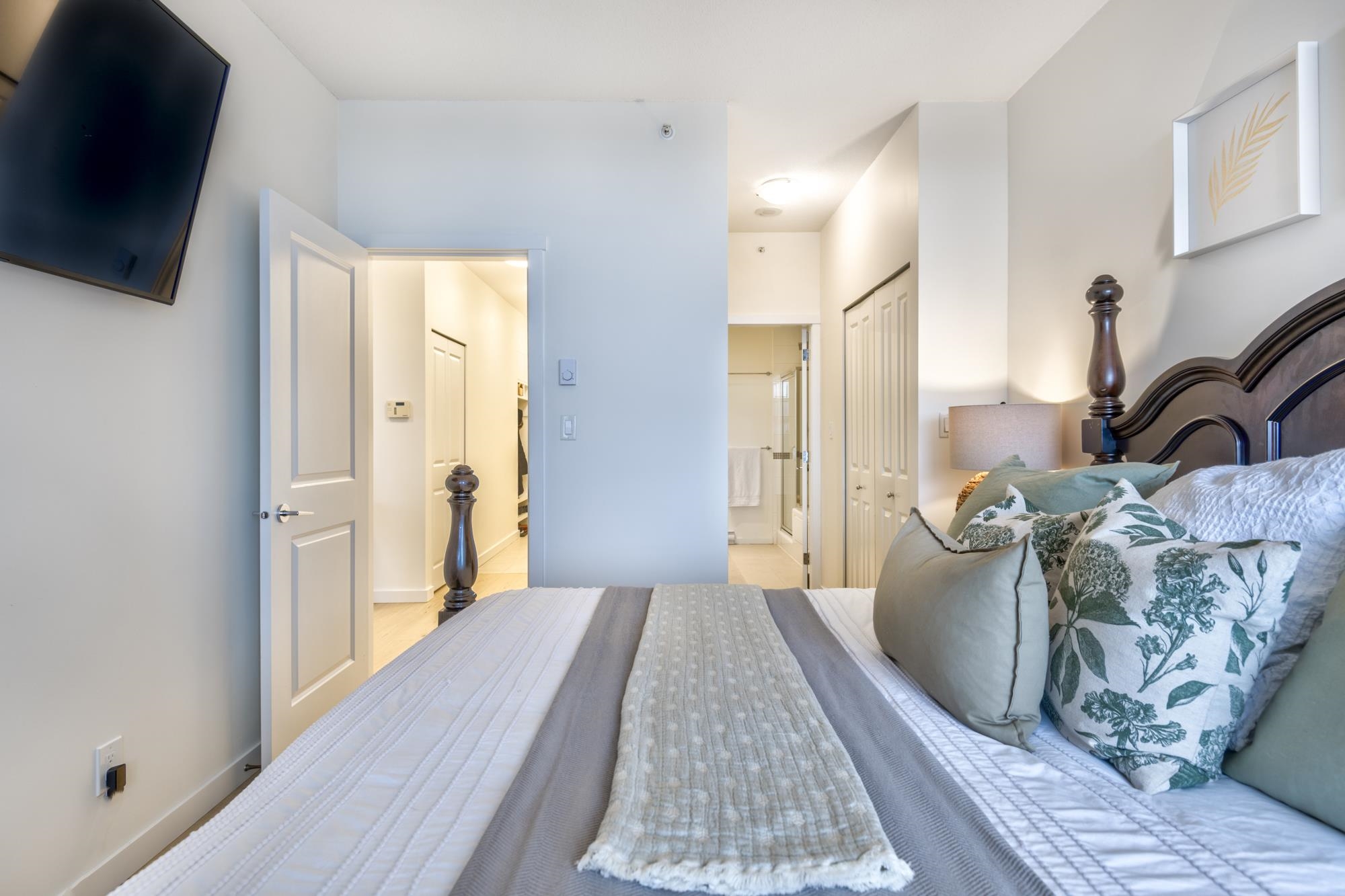 3005 2289 YUKON CRESCENT Unit: 3005