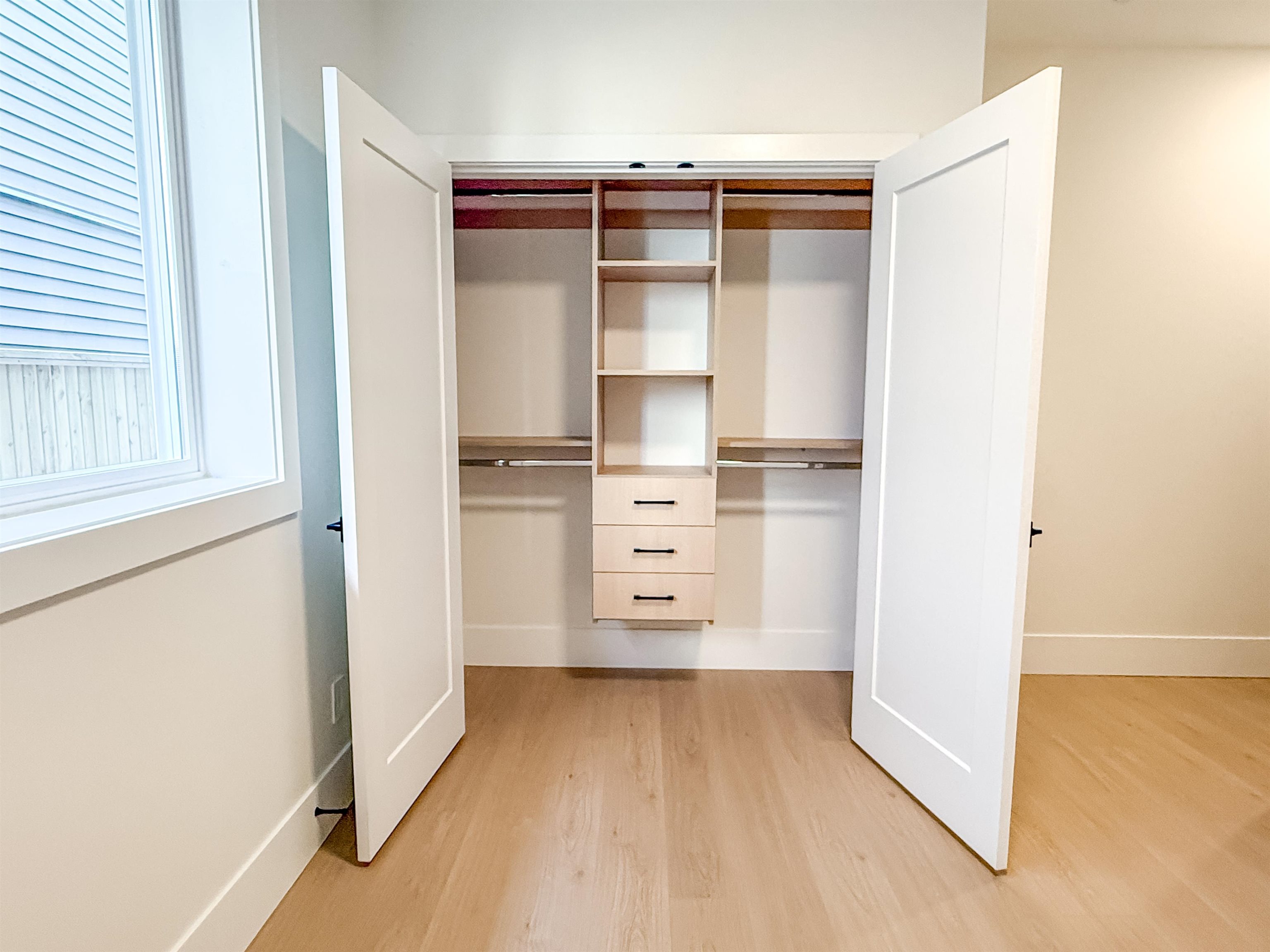 2 21092 WICKLUND AVENUE Unit: 2