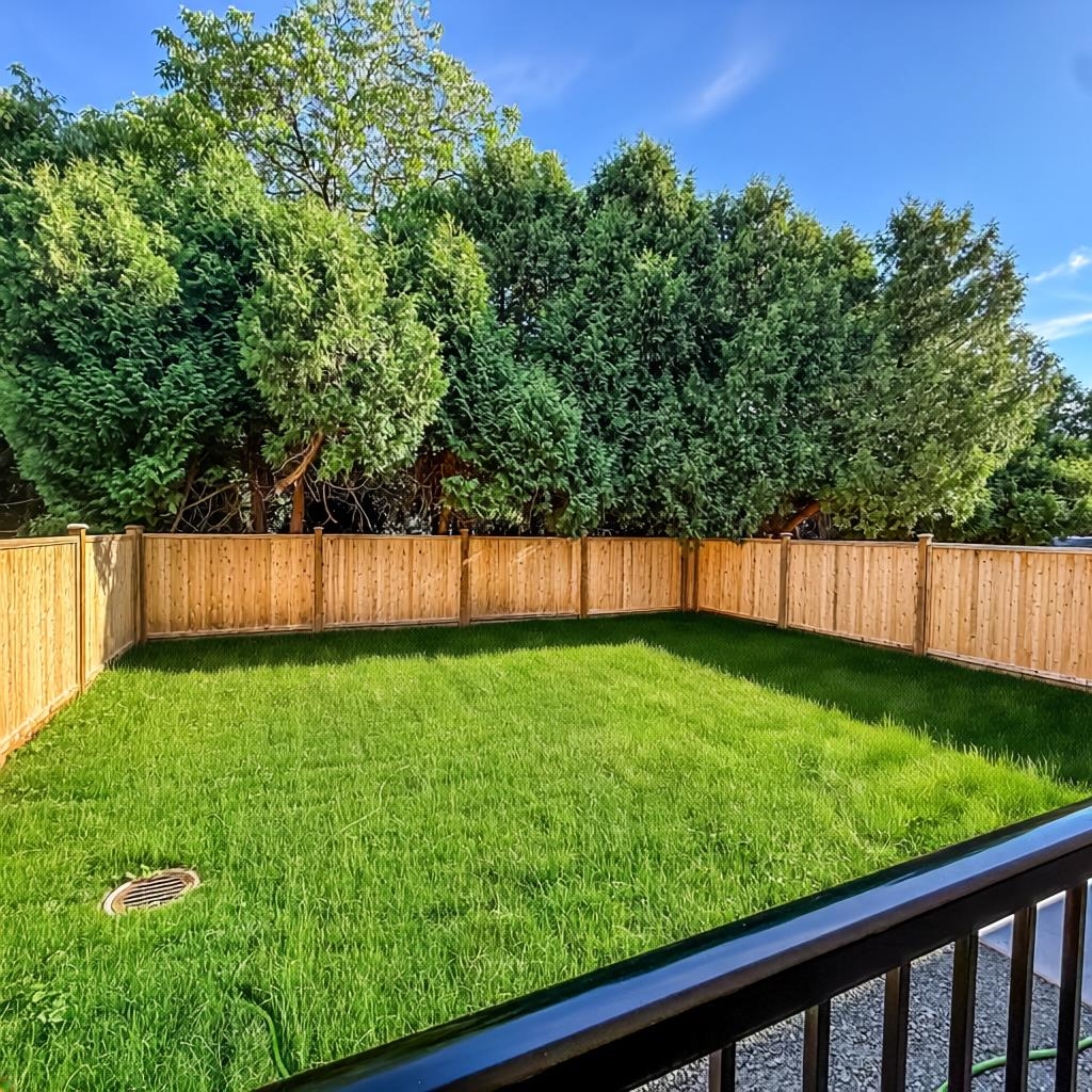 2 21092 WICKLUND AVENUE Unit: 2