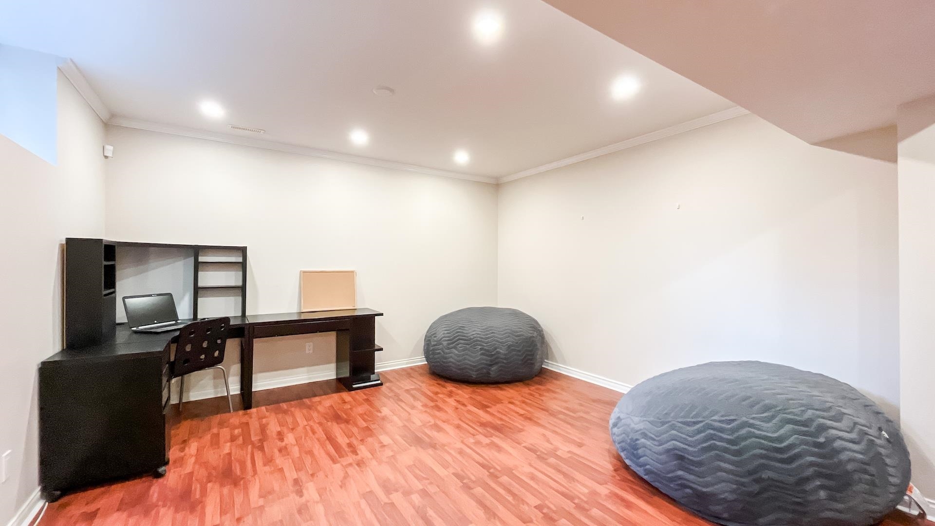 12 7465 MULBERRY PLACE Unit: 12